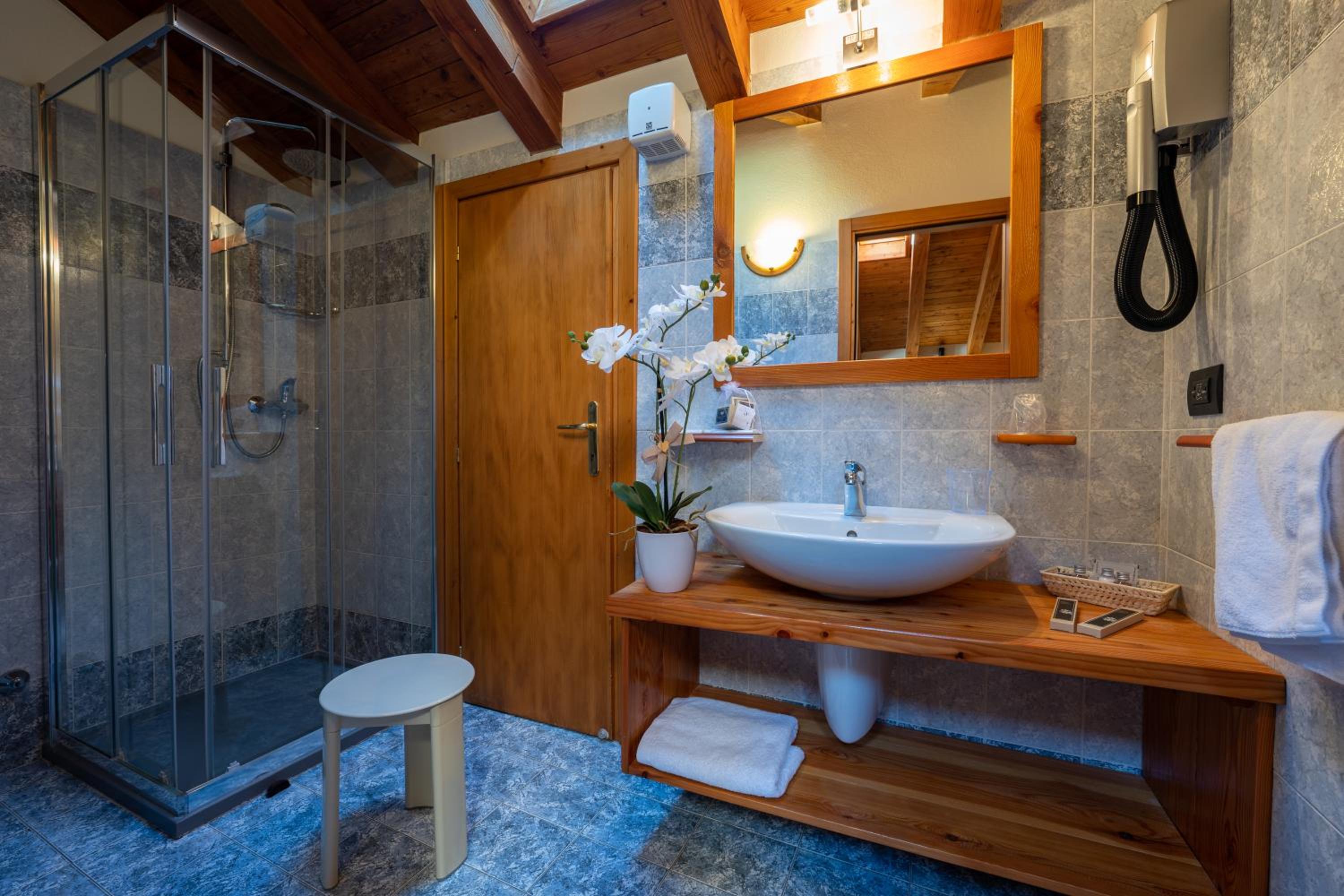 Suite photo 3