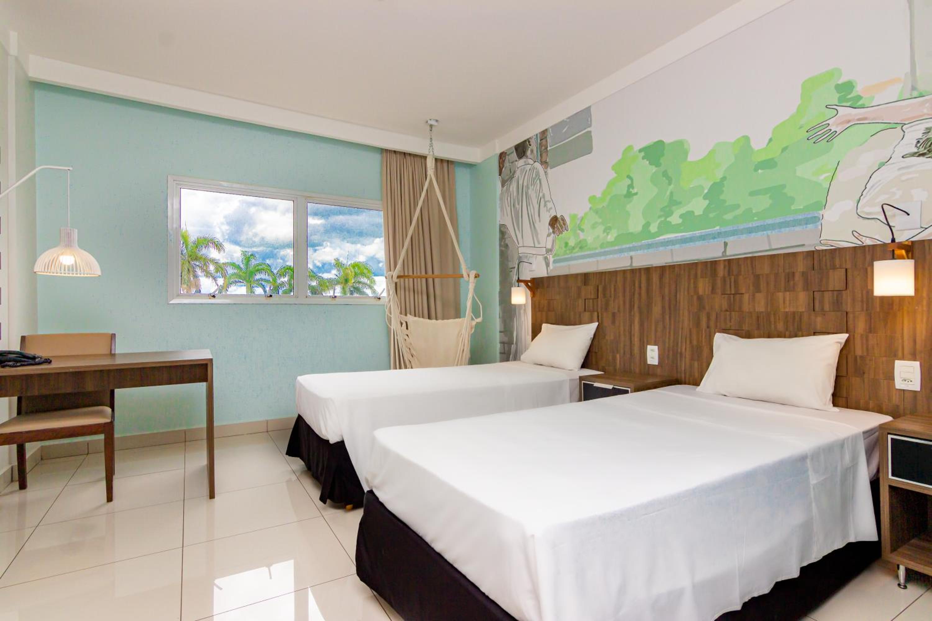 Family Apartment with One Double Bed and Two Single Beds