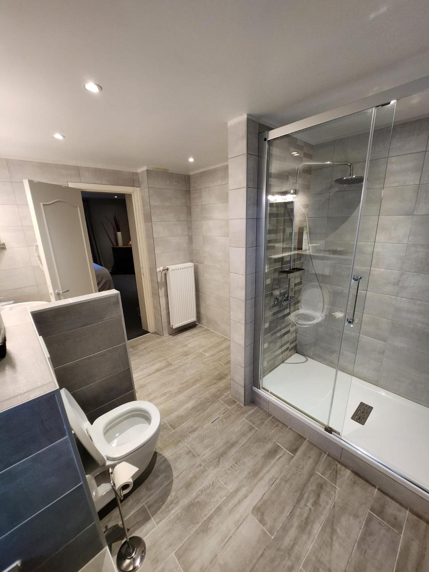 Double Room - Photo 5