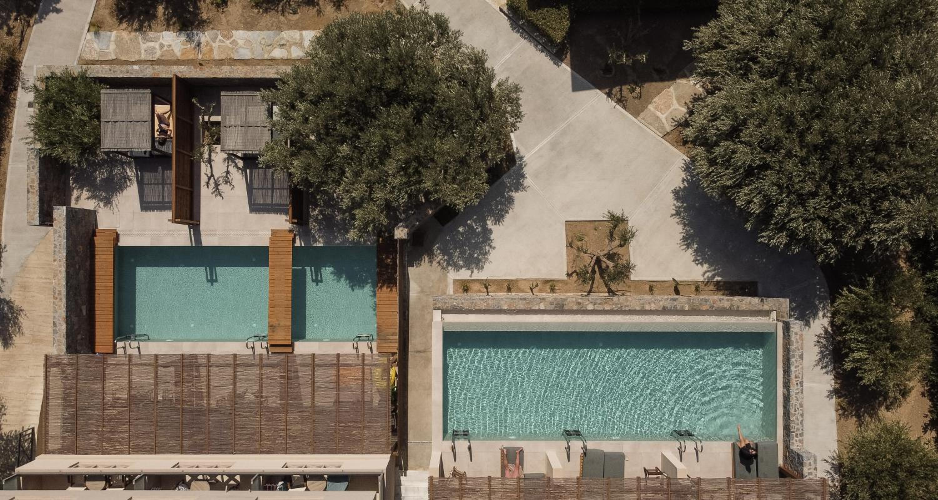 Junior Suite Swim up Mountain & Garden view (min. Age 8 Years Old)