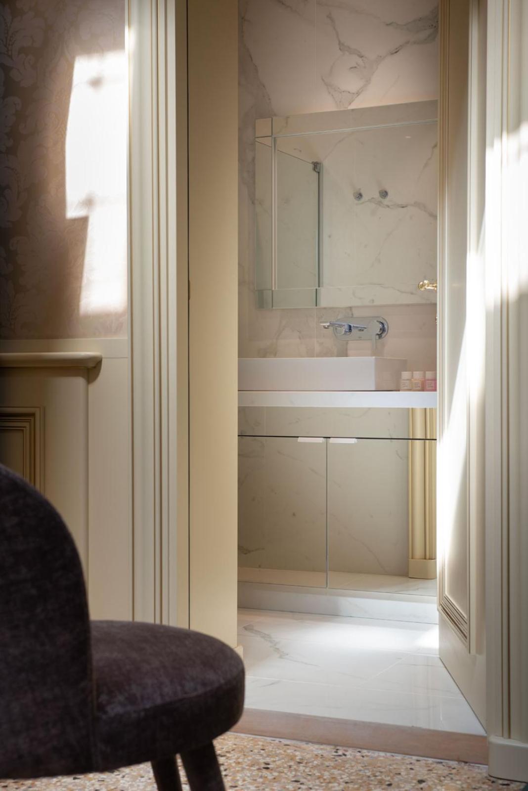 Standard Double or Twin Room photo 3