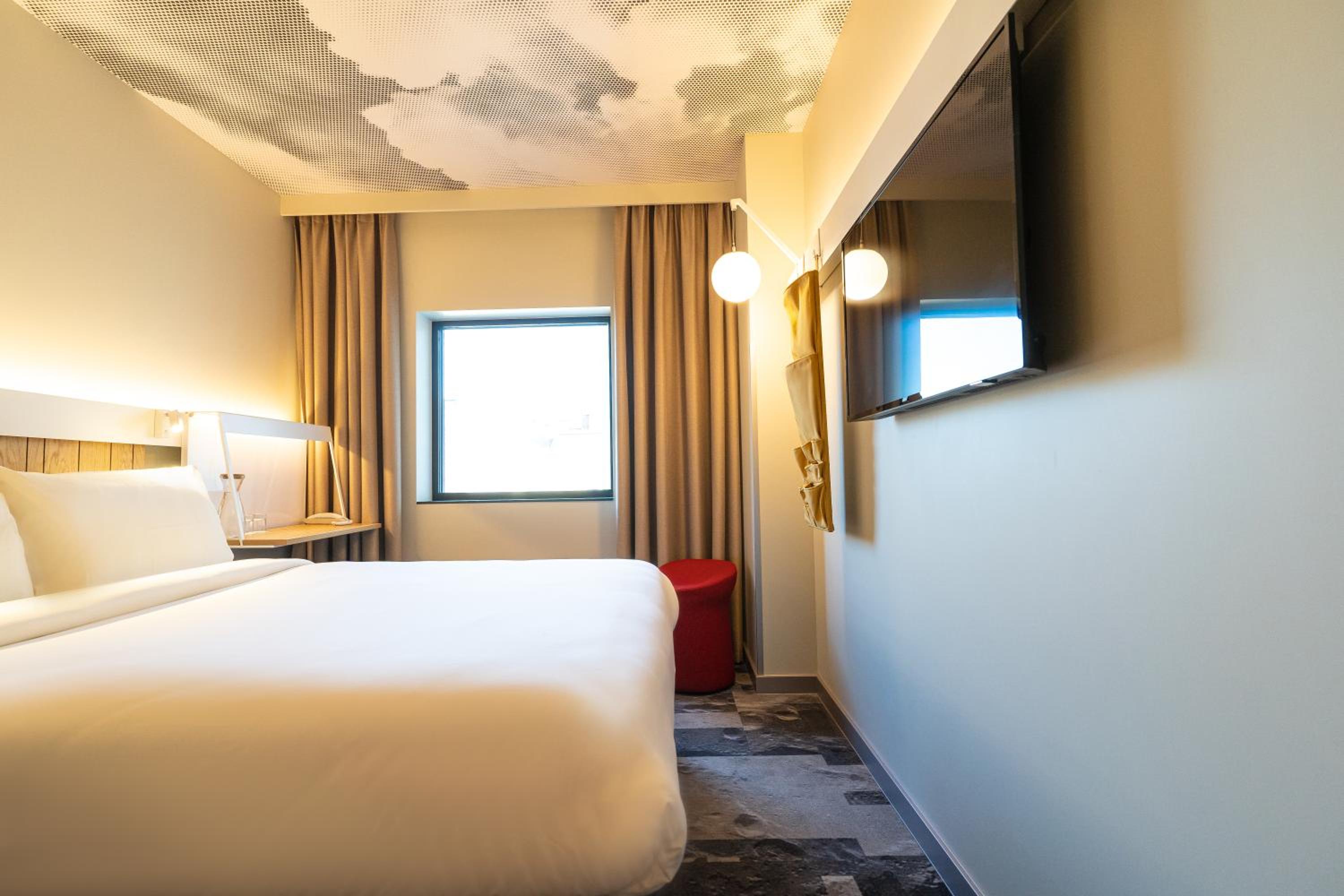 Standard Double Room - Photo 4