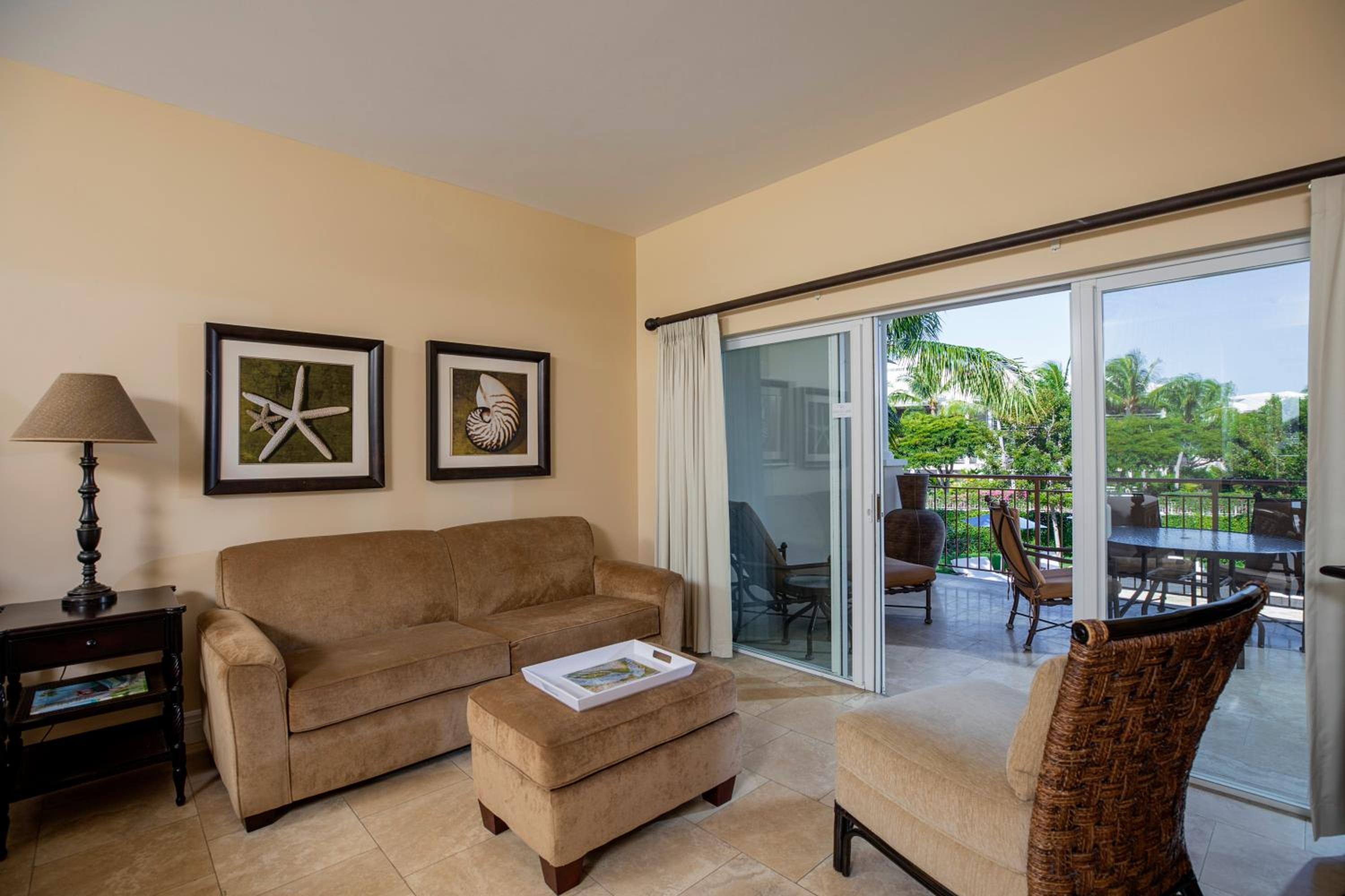 Two-Bedroom Suite photo 3