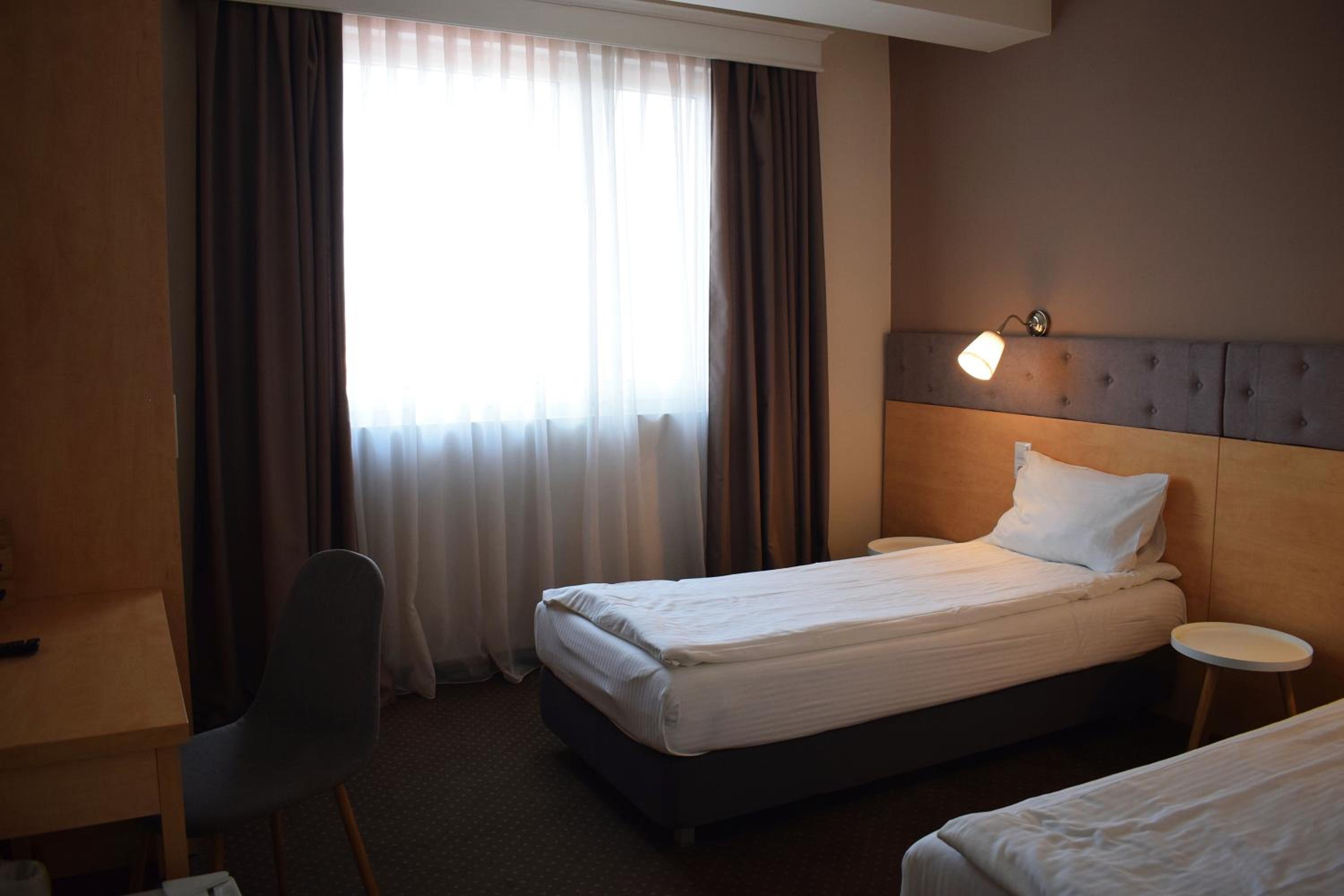 Double or Twin Room photo 3