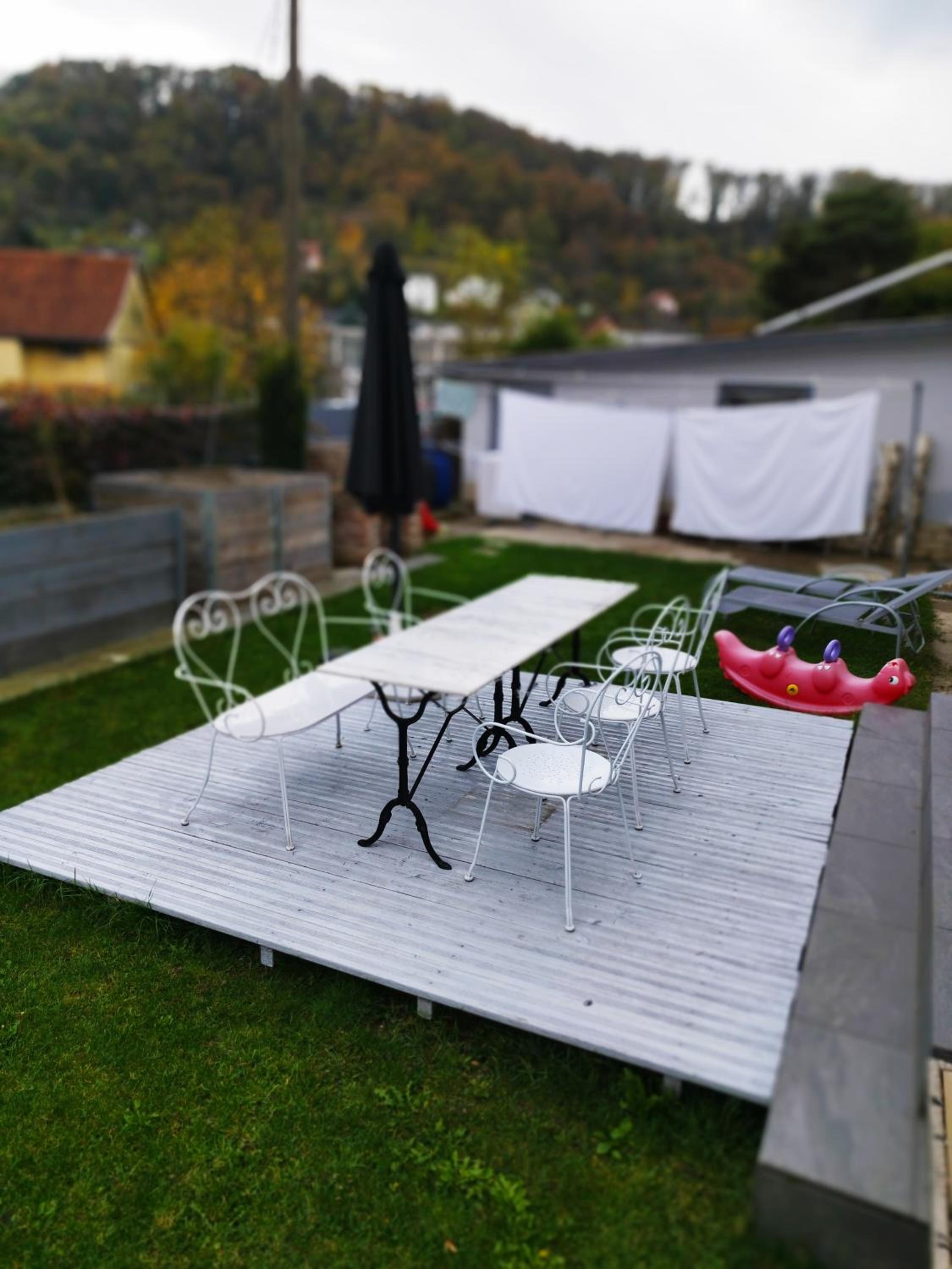 Apartment with Terrace - Photo 8