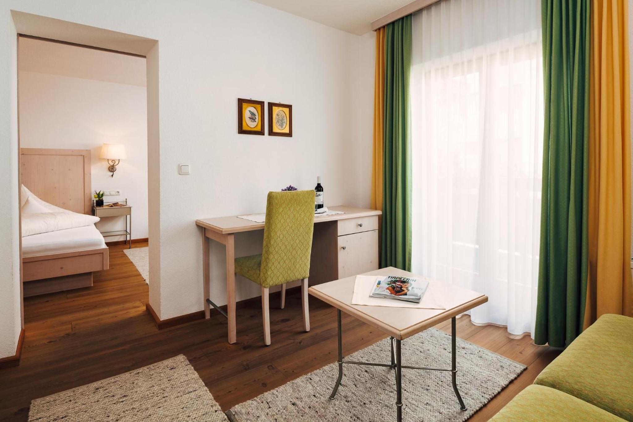 Suite - Photo 2
