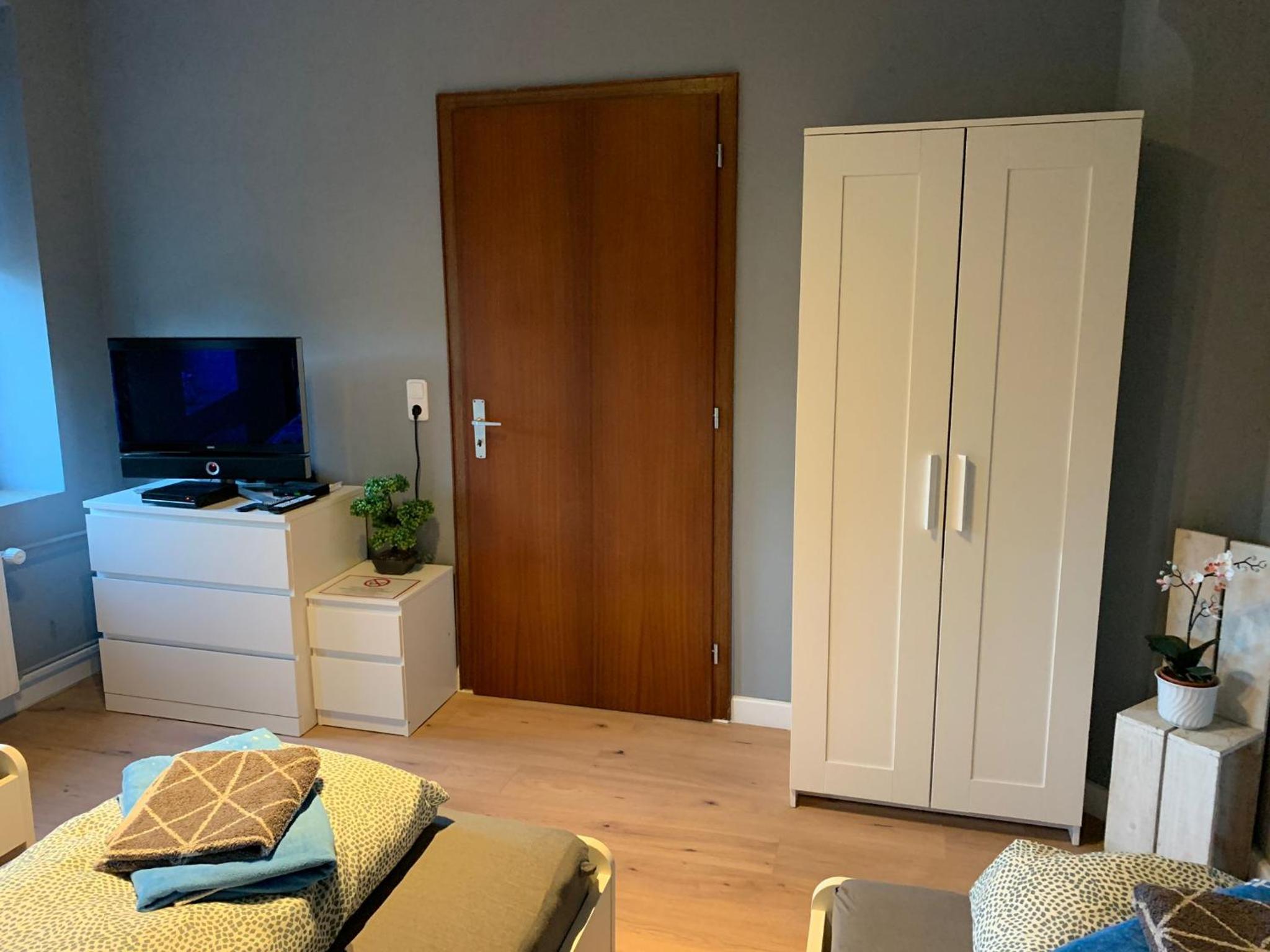 One-Bedroom Apartment photo 2