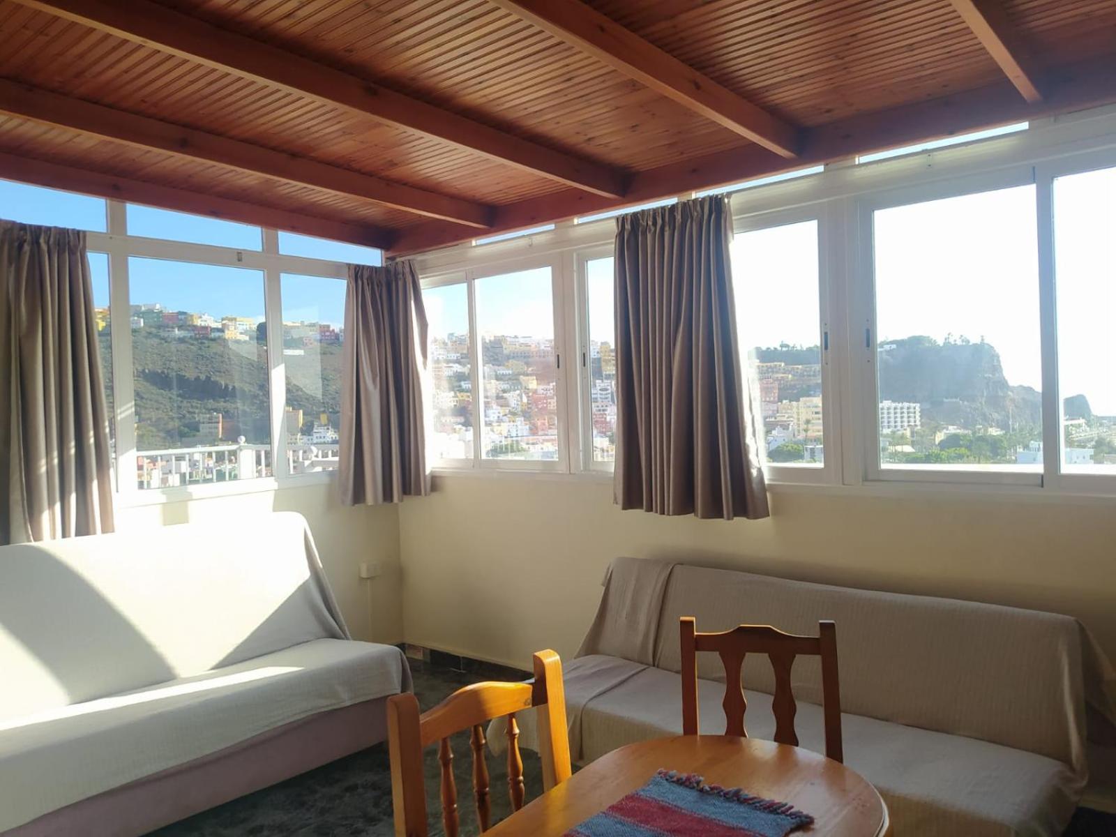 Penthouse Apartment - Photo 12