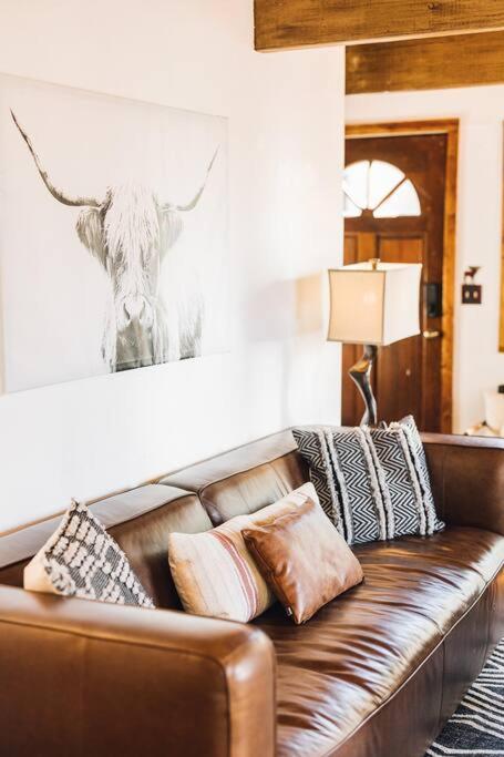 Two-Bedroom House - Photo 4