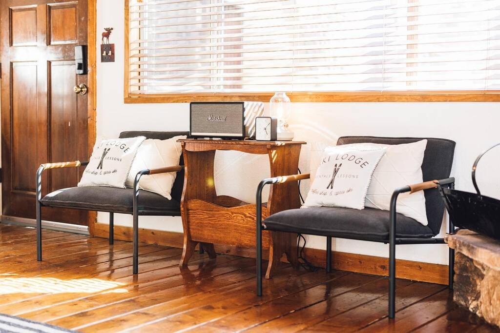 Two-Bedroom House - Photo 12