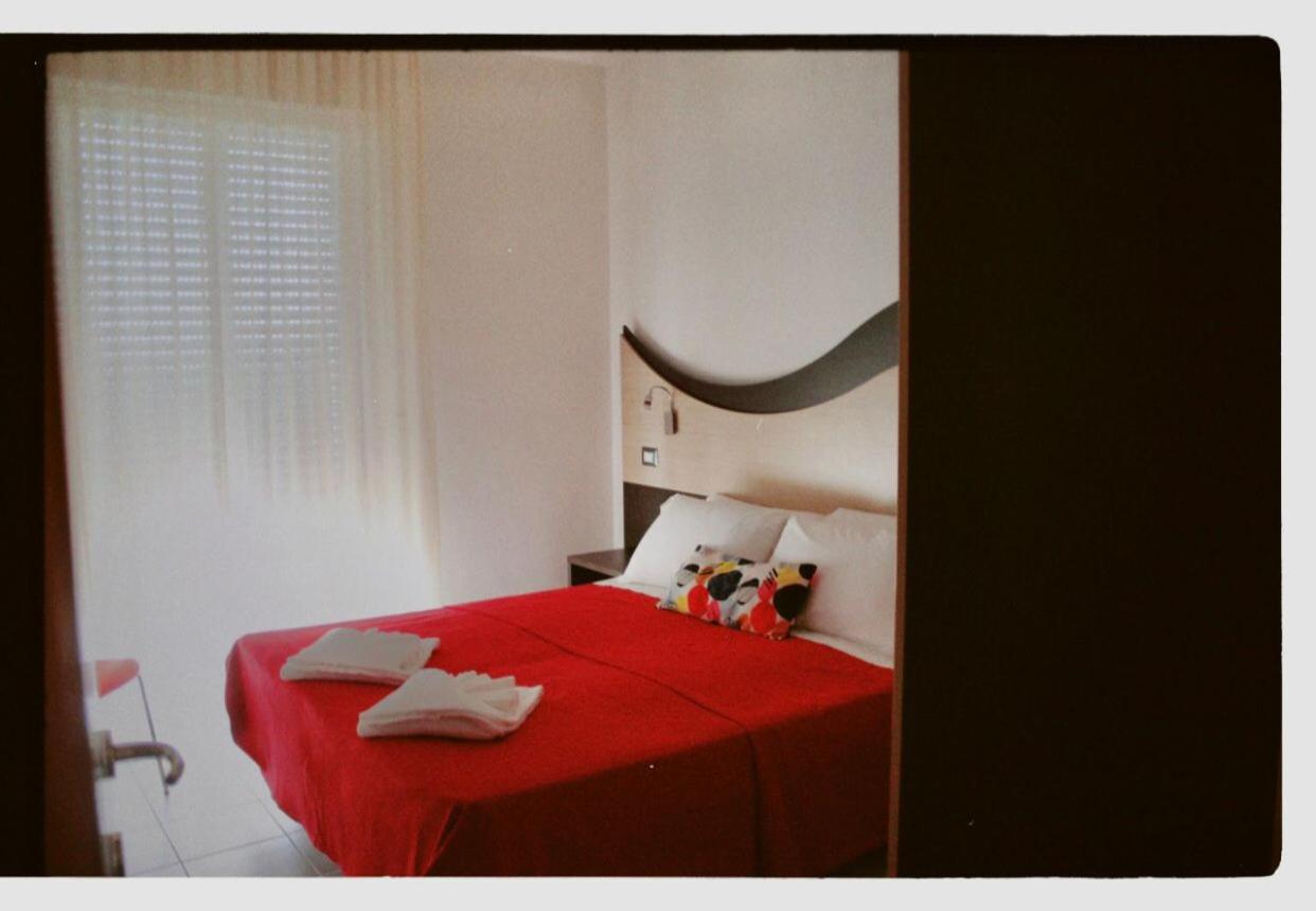 Two-Bedroom Apartment with Balcony photo 3