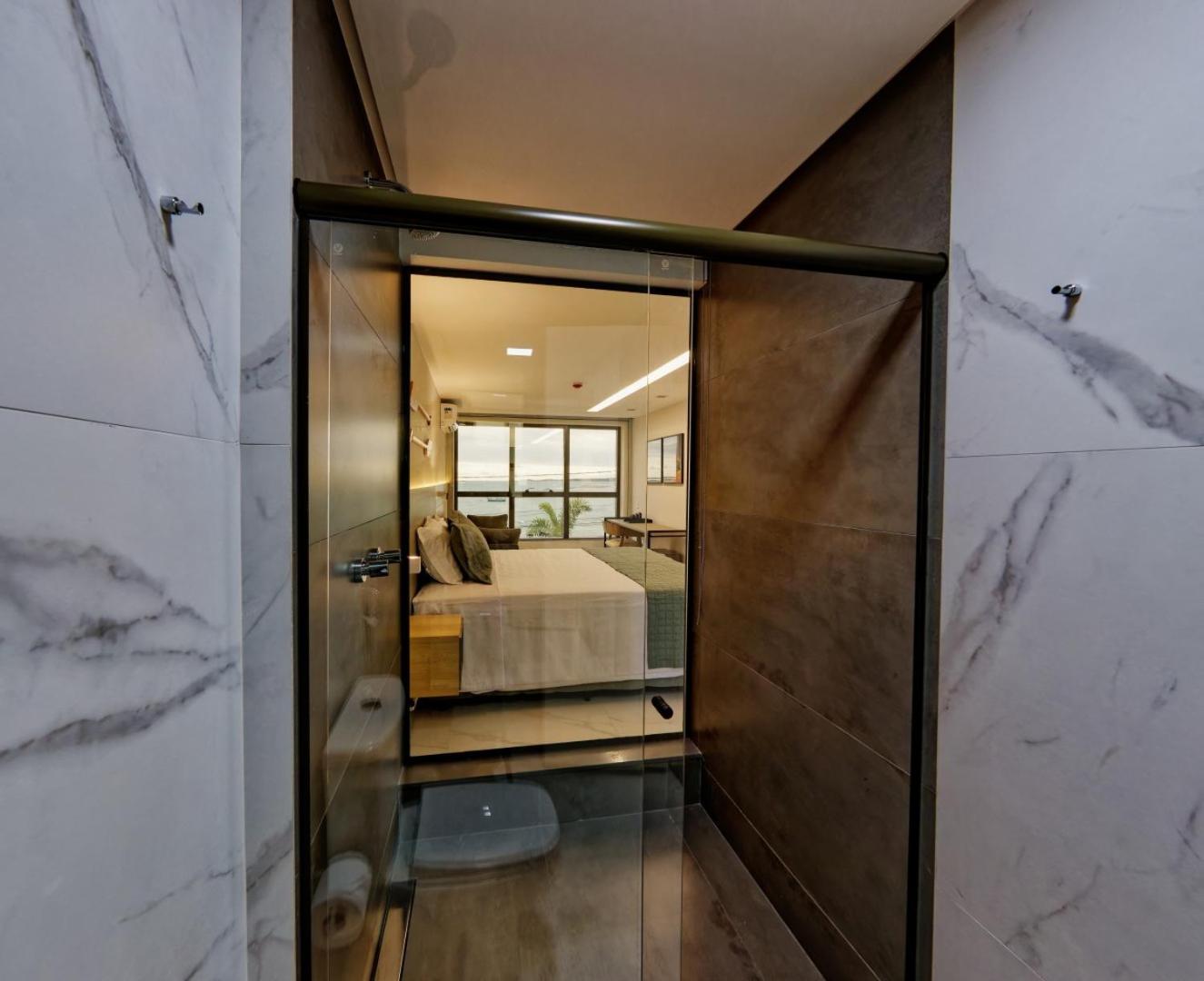 King Suite with Ocean View photo 2