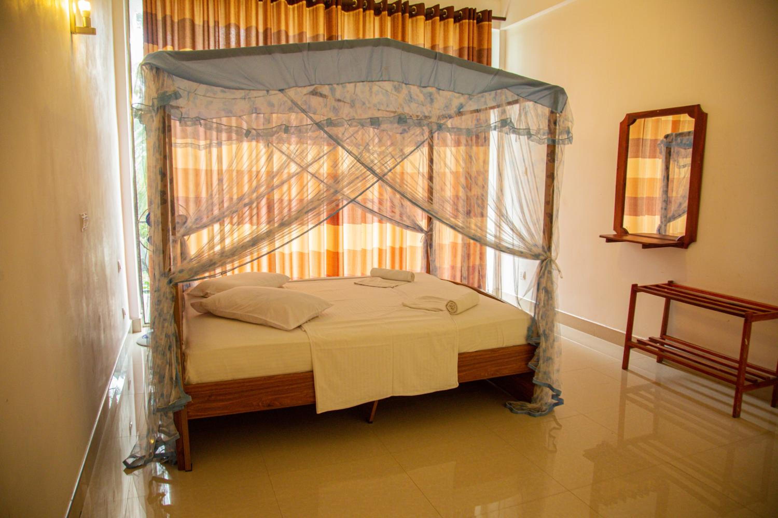 Standard Double Room With Fan photo 1