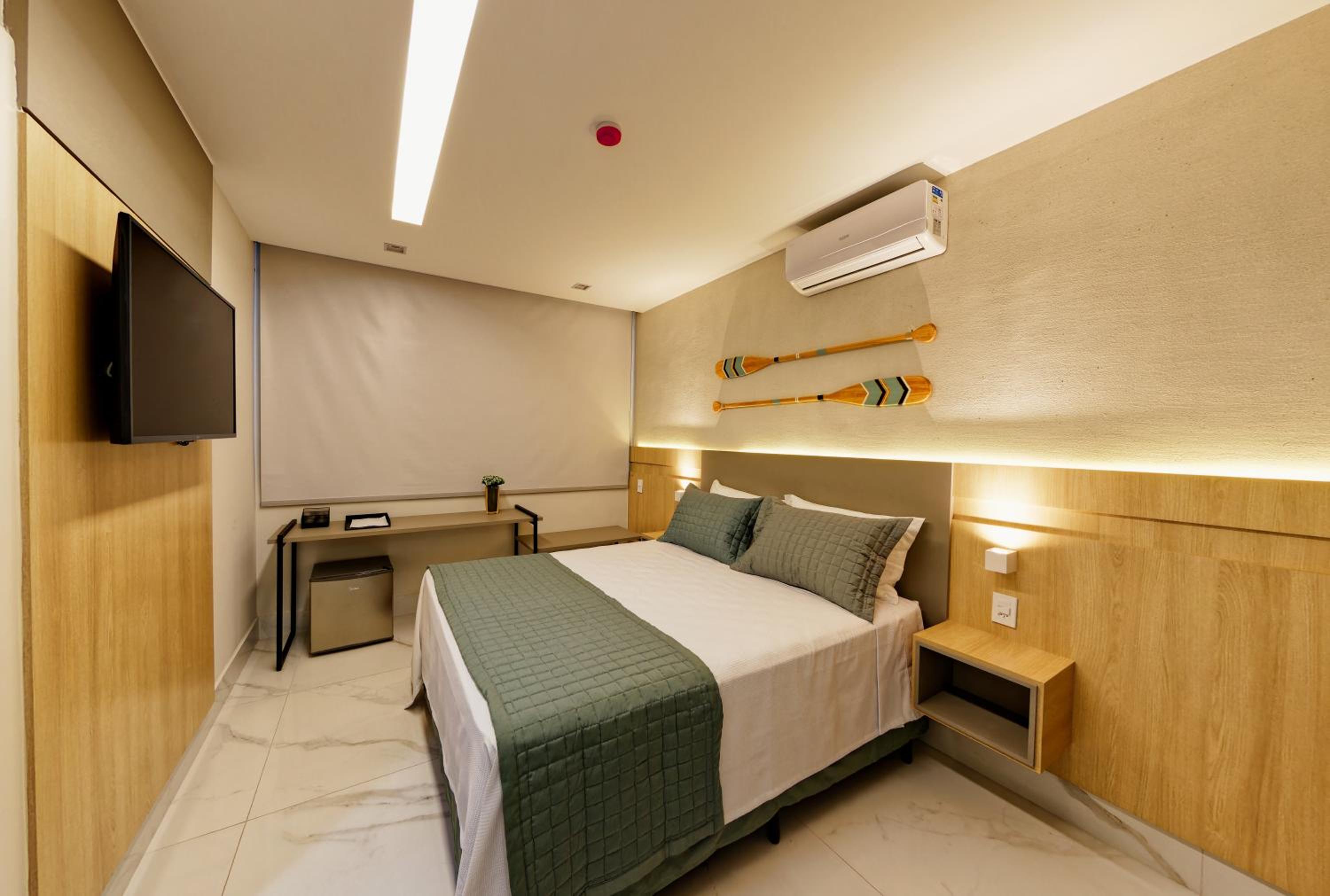 Standard Suite - Photo 2