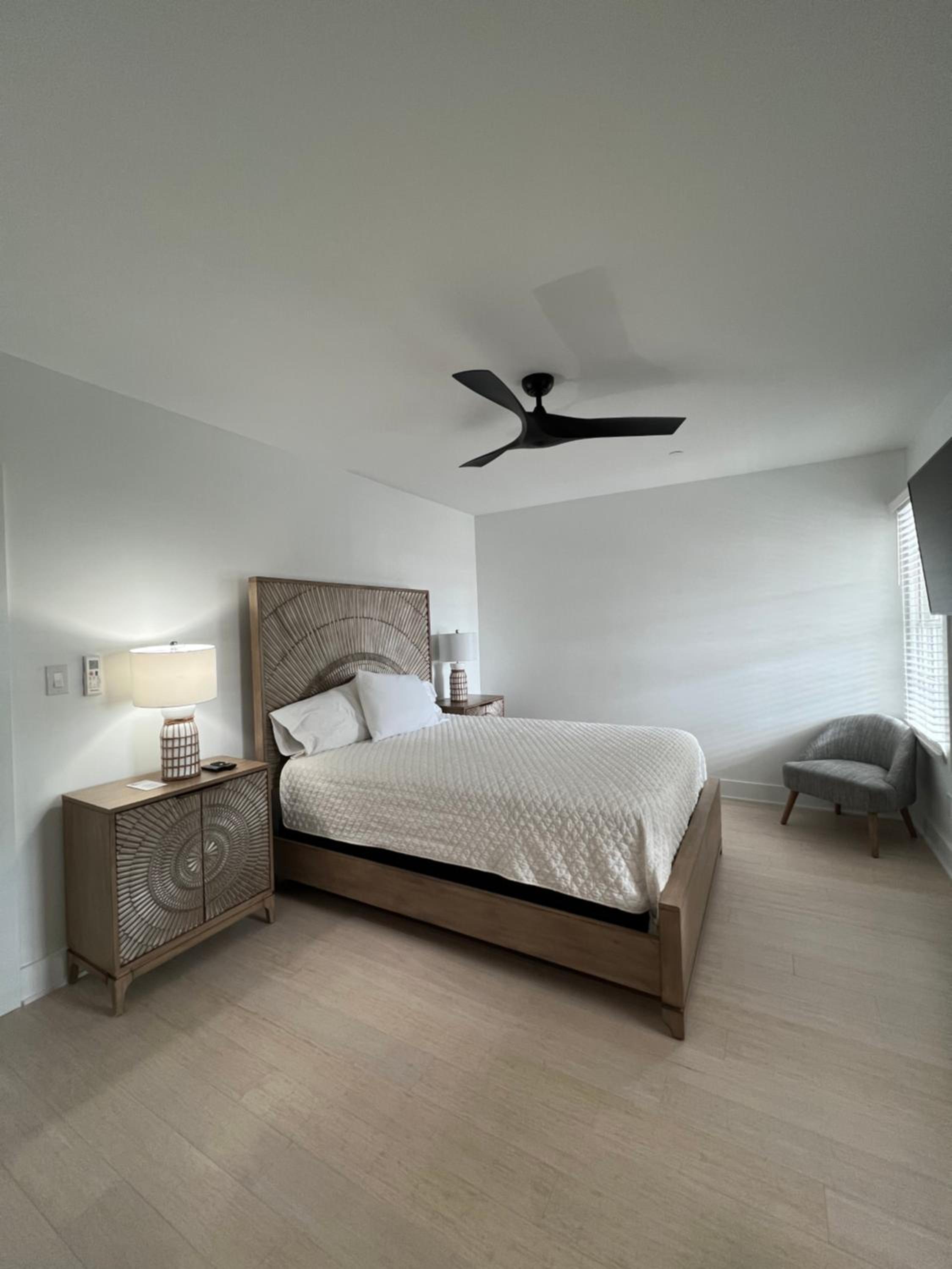 Queen Room with Balcony photo 1