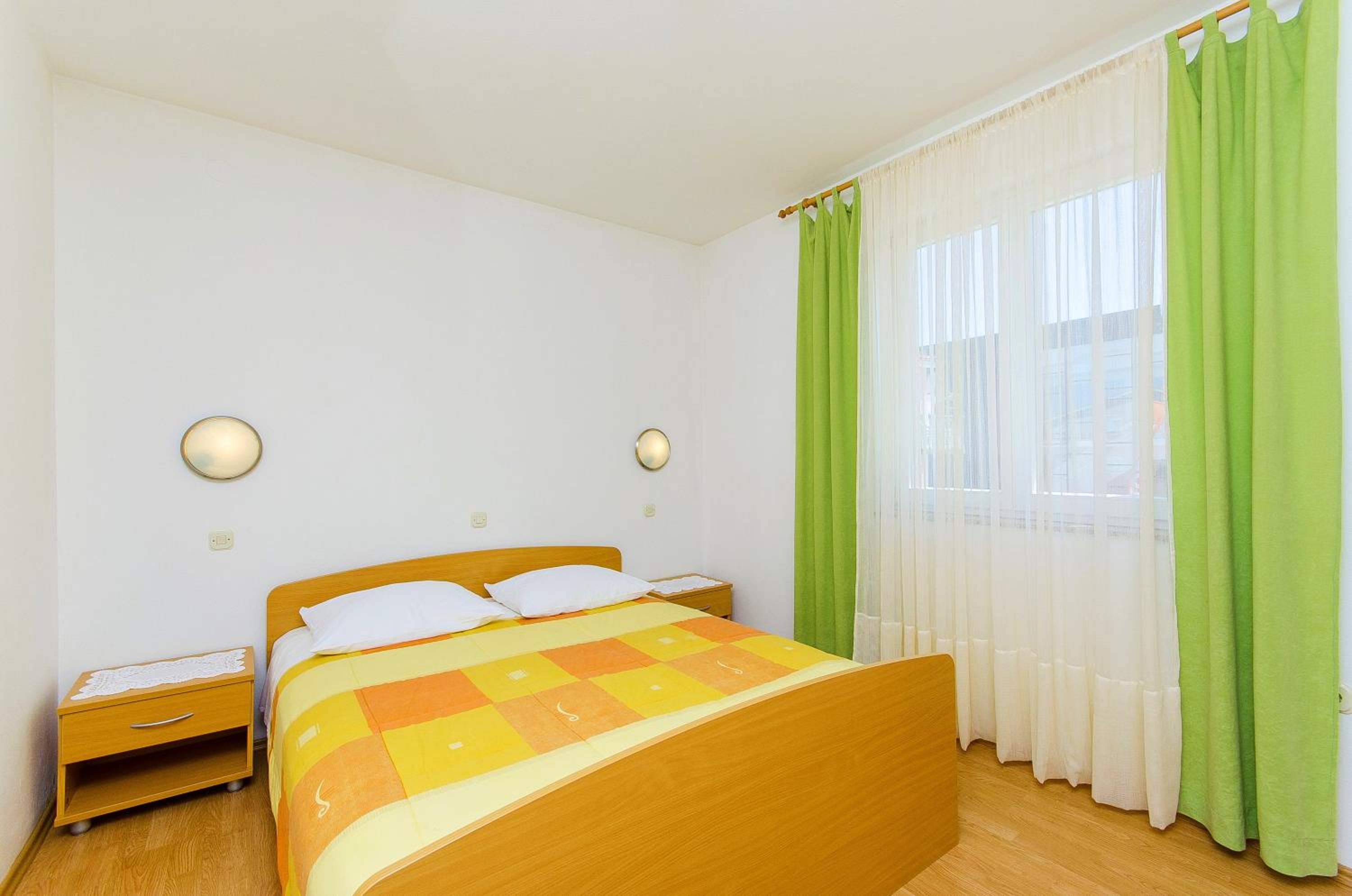 One-Bedroom Apartment with Terrace