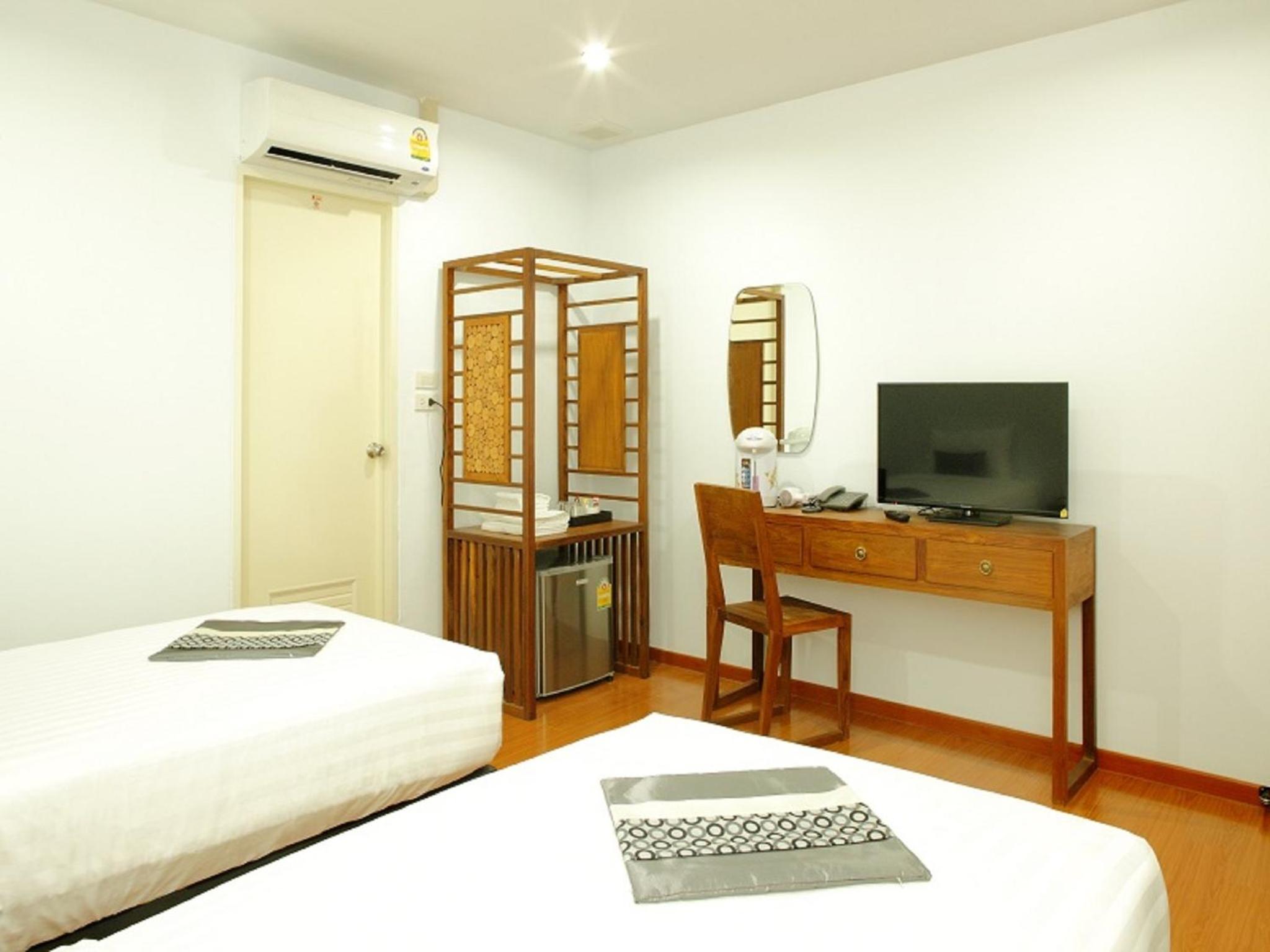Superior Double or Twin Room photo 2