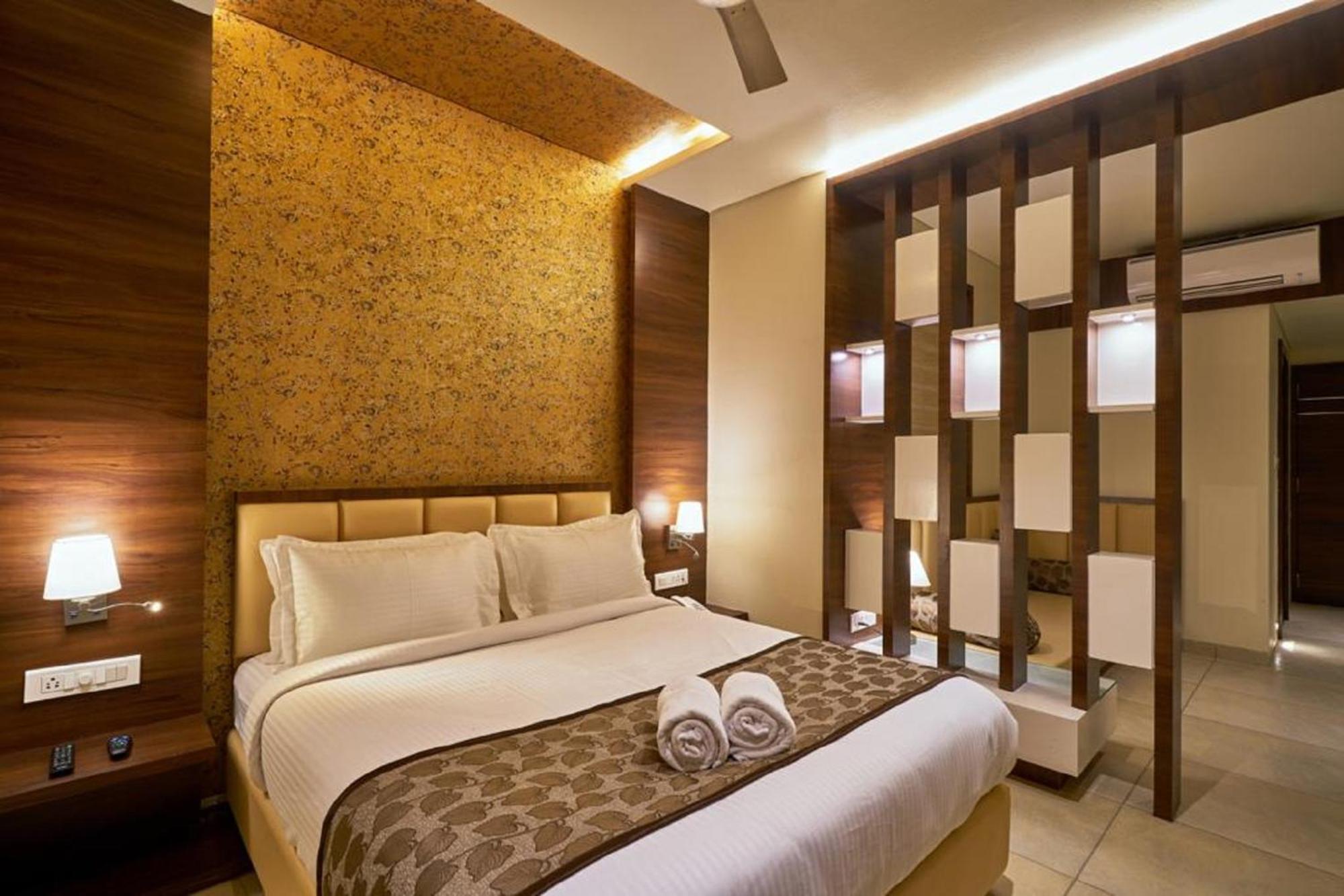Deluxe Room - Photo 2