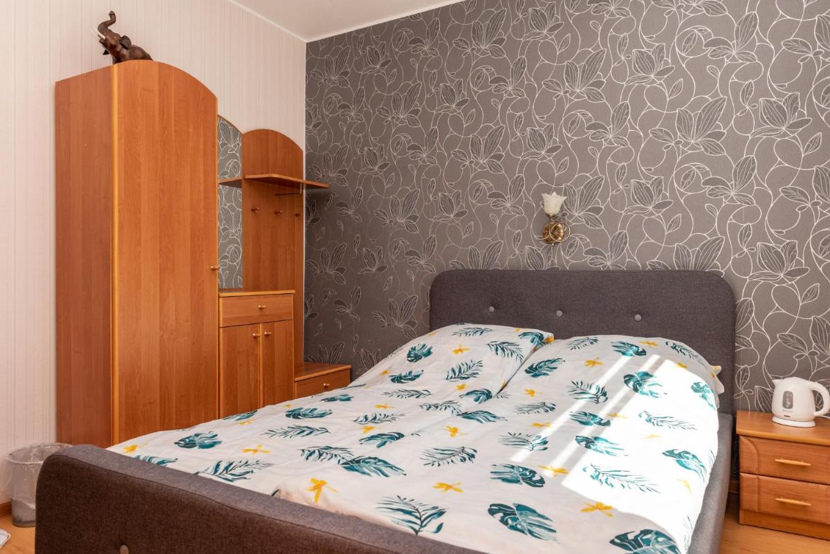 Double Room with Private External Bathroom - Photo 6