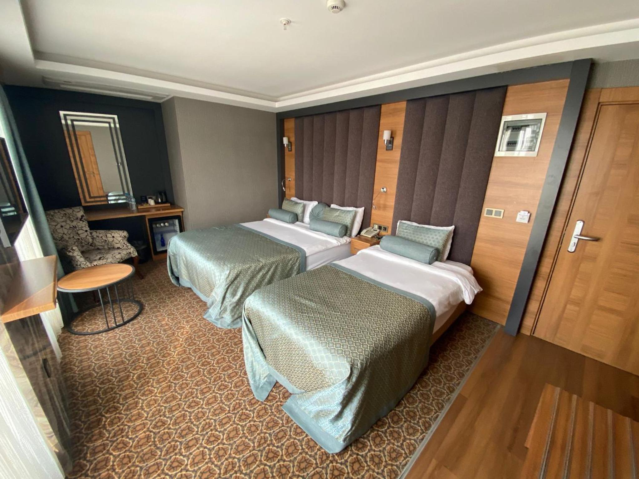 Superior Triple Room