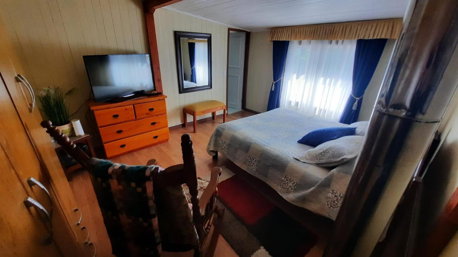 Double Room with Private Bathroom photo 1