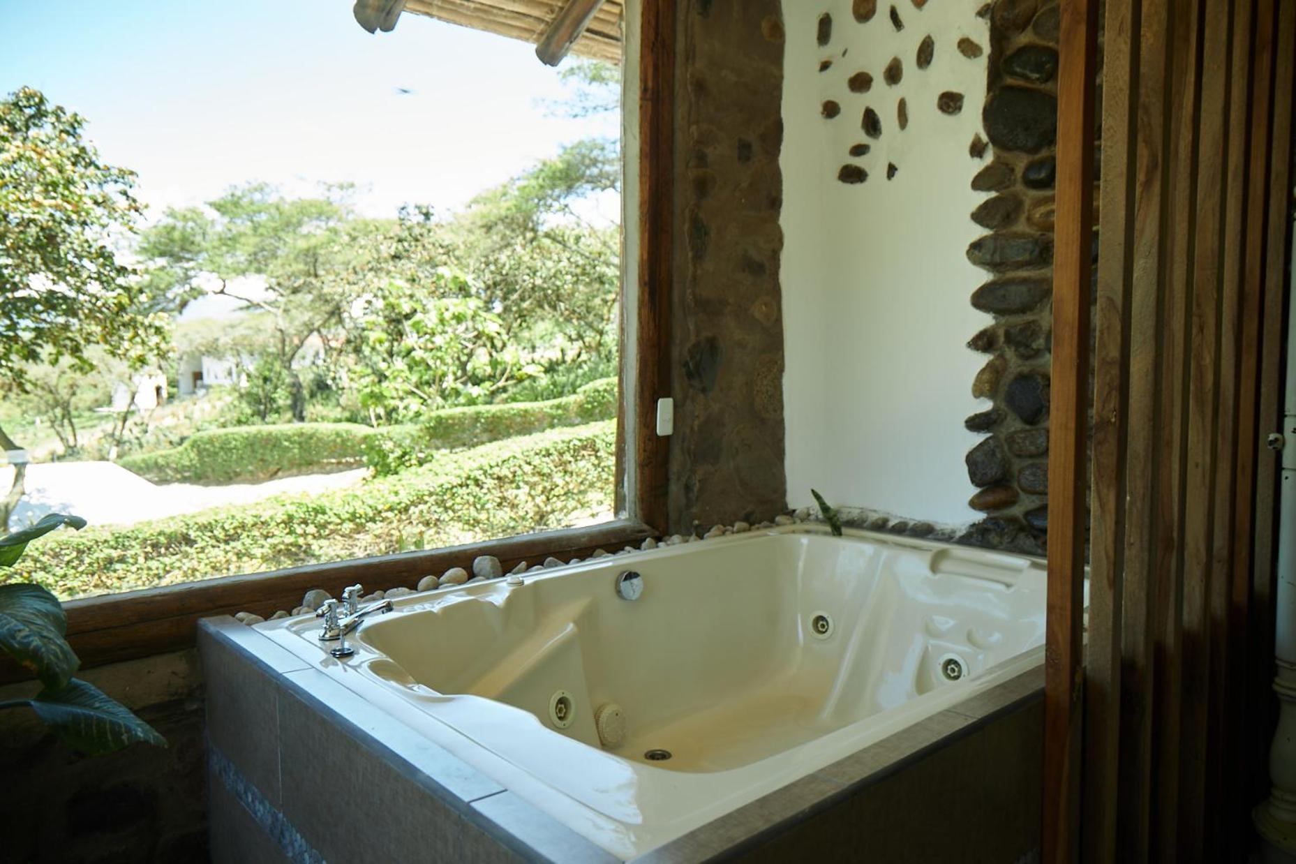 King Room with Spa Bath photo 3