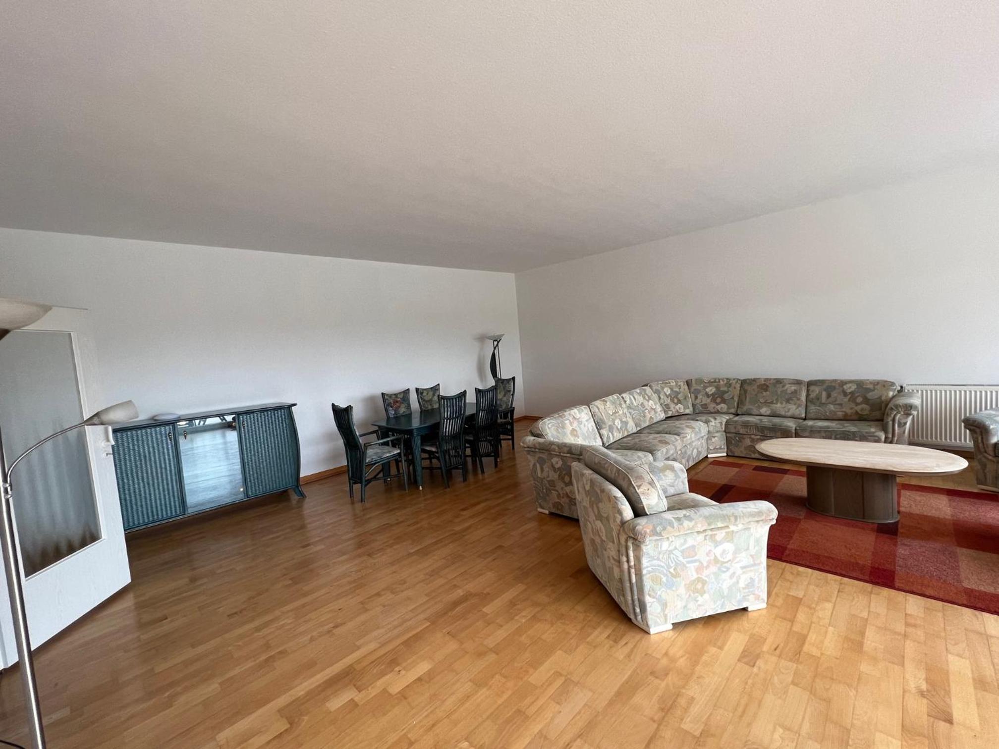 Three-Bedroom Apartment photo 1