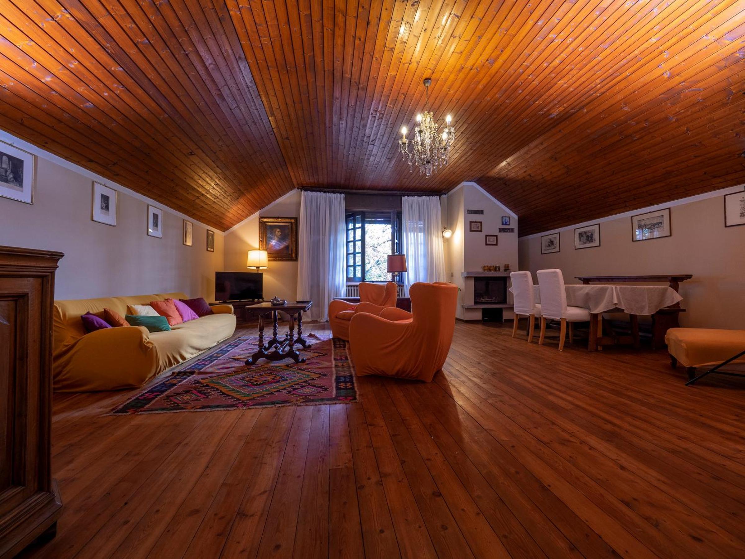 Three-Bedroom Villa photo 2