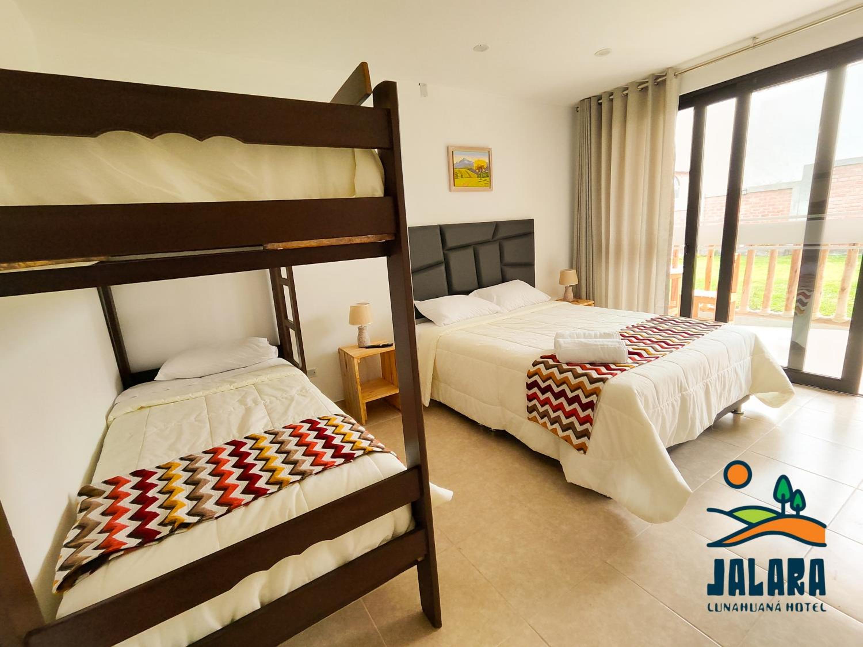 Quadruple Room with Balcony - Photo 1
