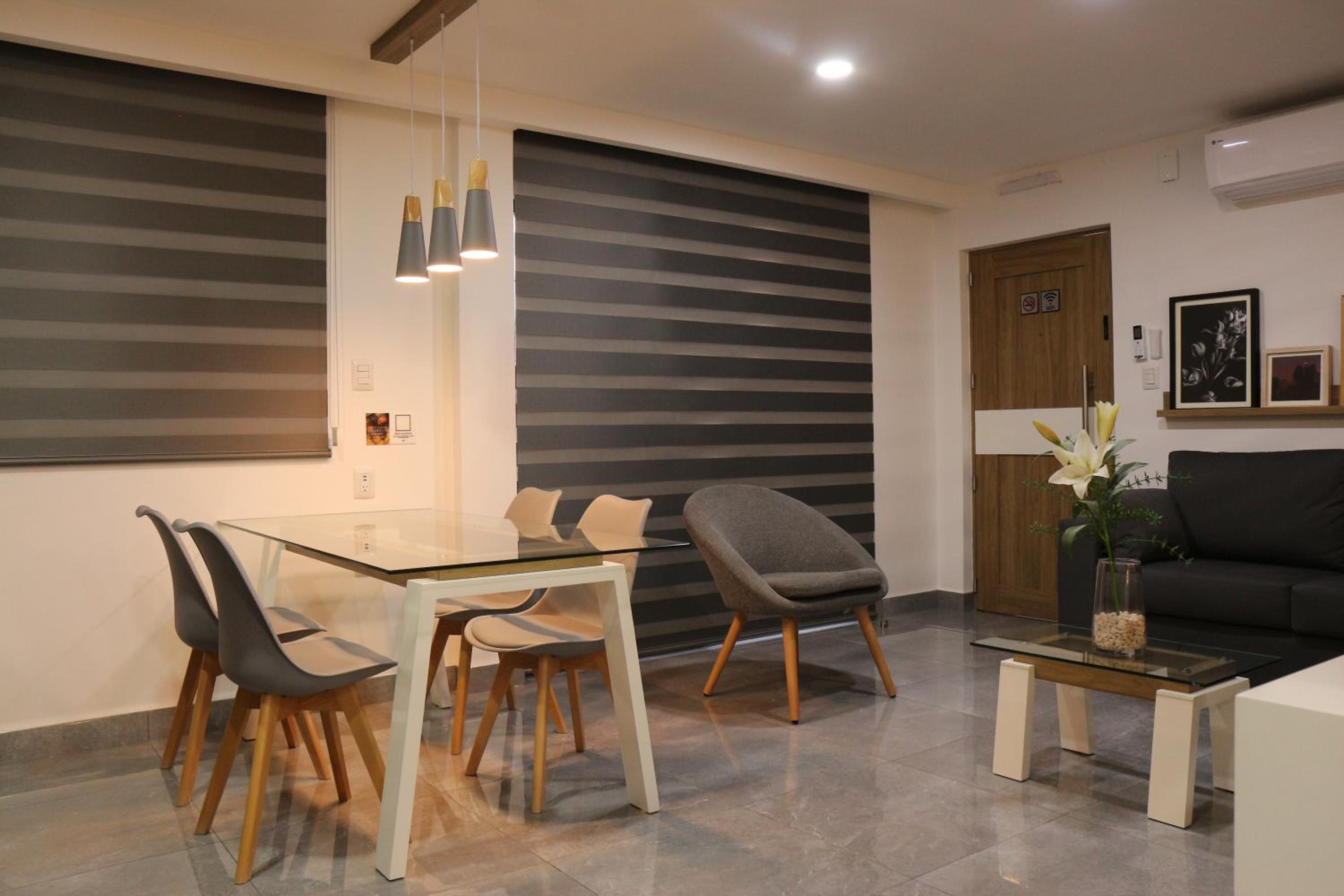 Deluxe Suite - Photo 15