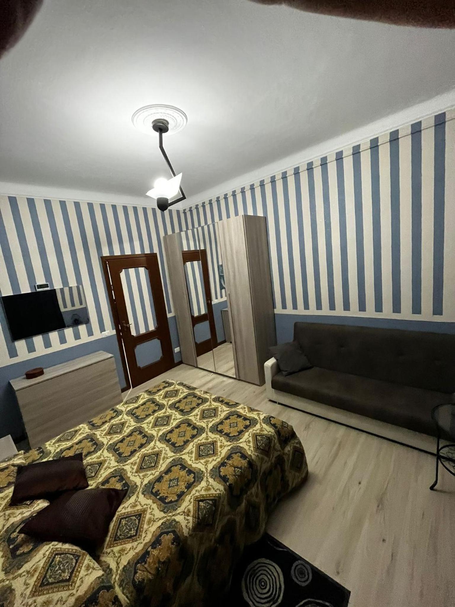 Apartment - Photo 17