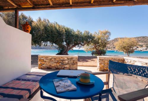Double Room with Sea View 4