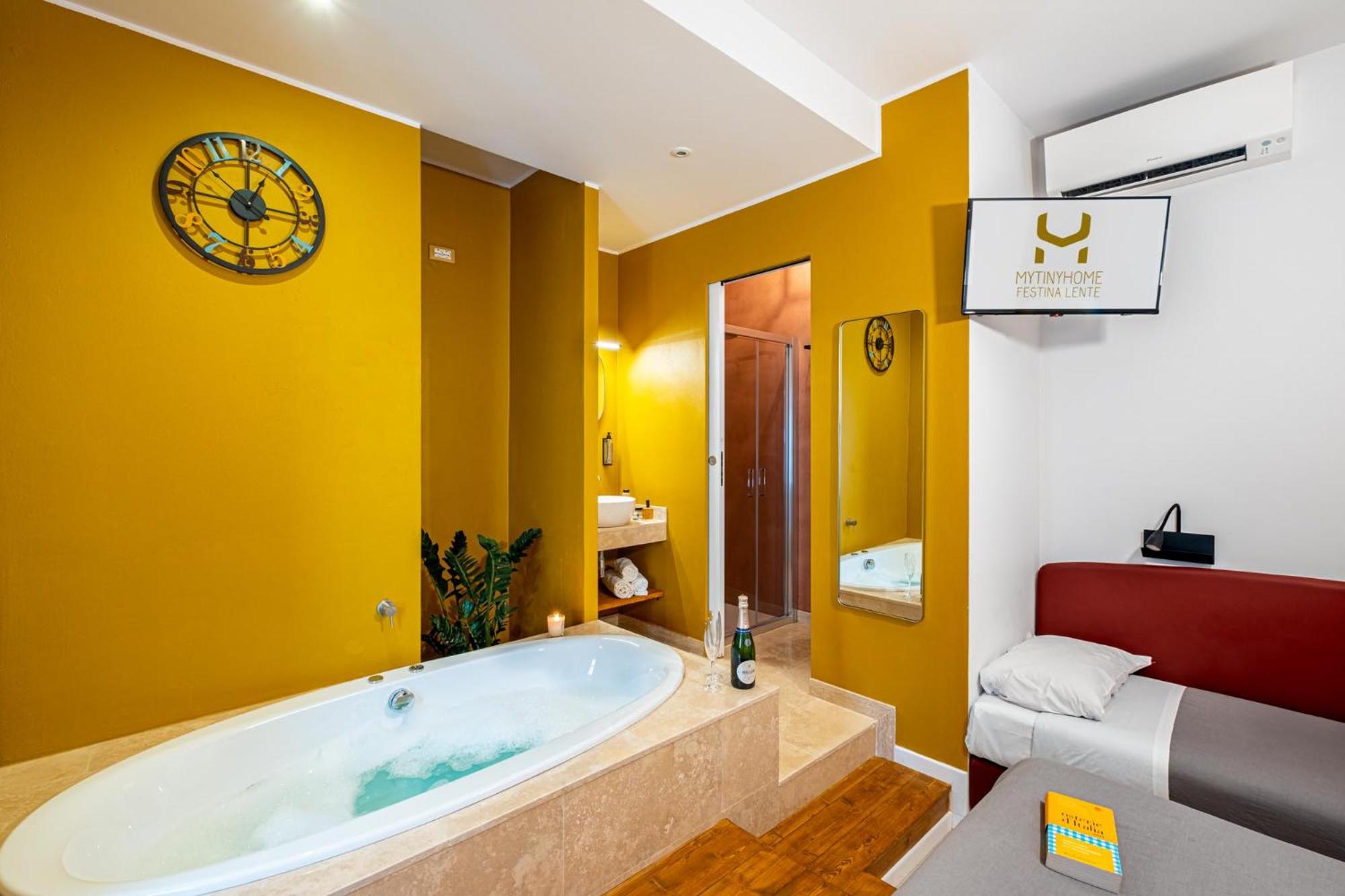 Triple Room with City View photo 2