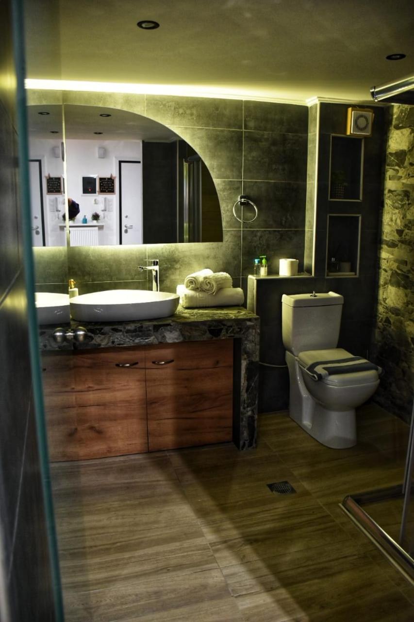 One-Bedroom Apartment - Photo 24