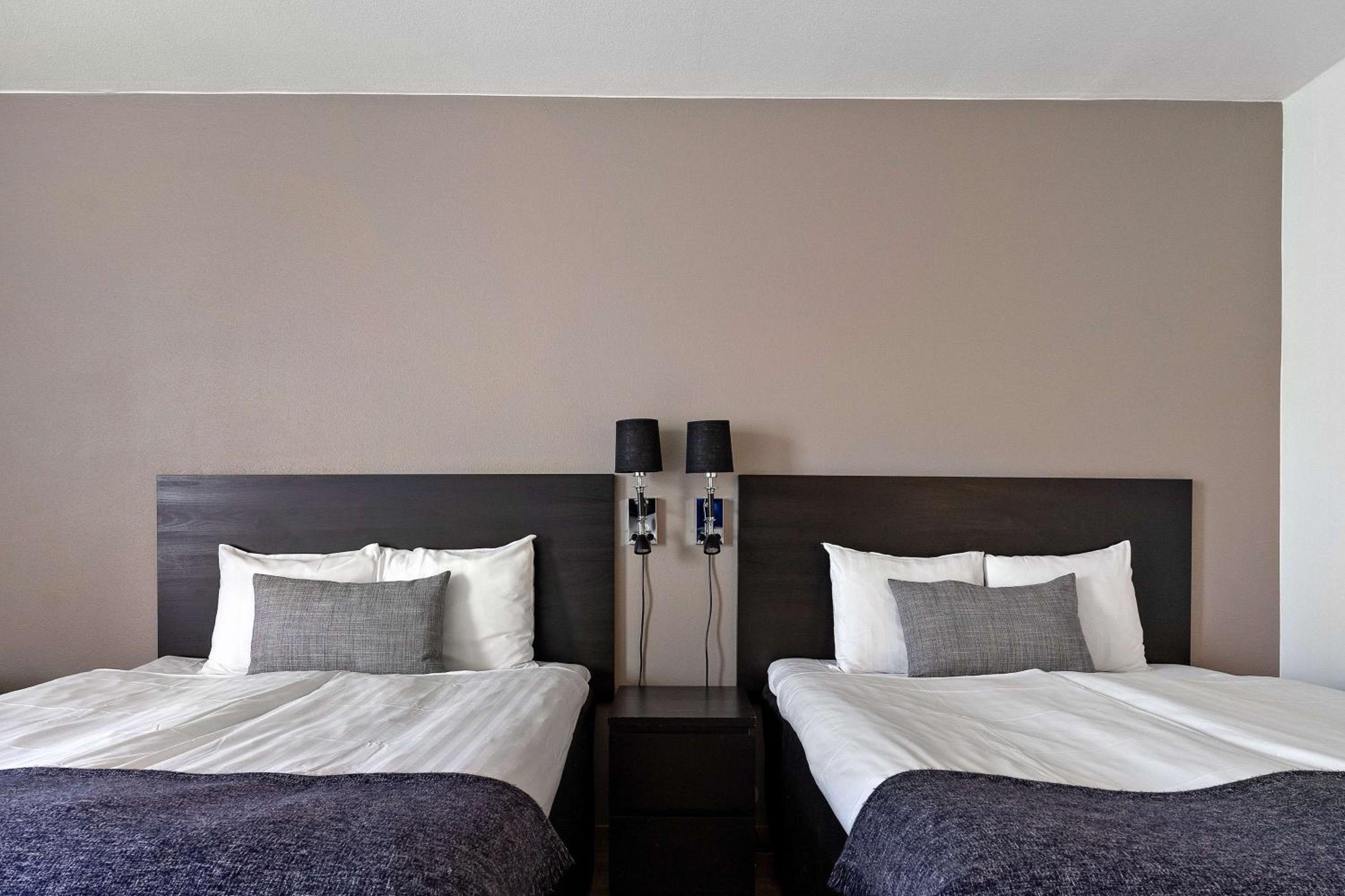 Economy Queen Room