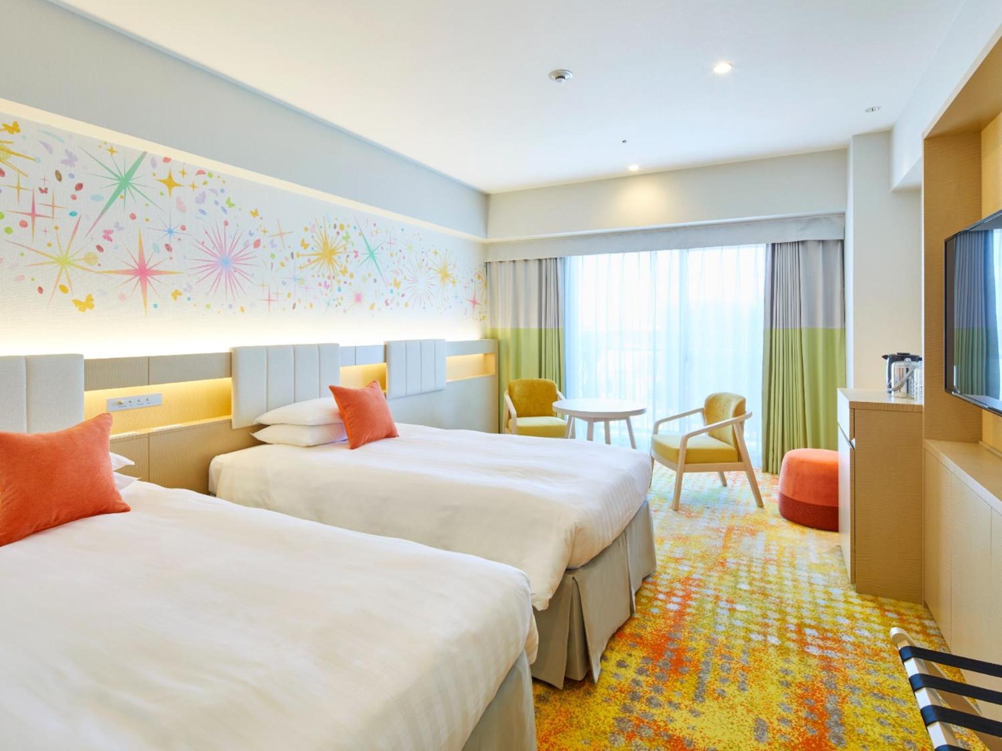 <7-10 Floor> Rainbow Standard Twin Room with Park View - Non Smoking  photo 2