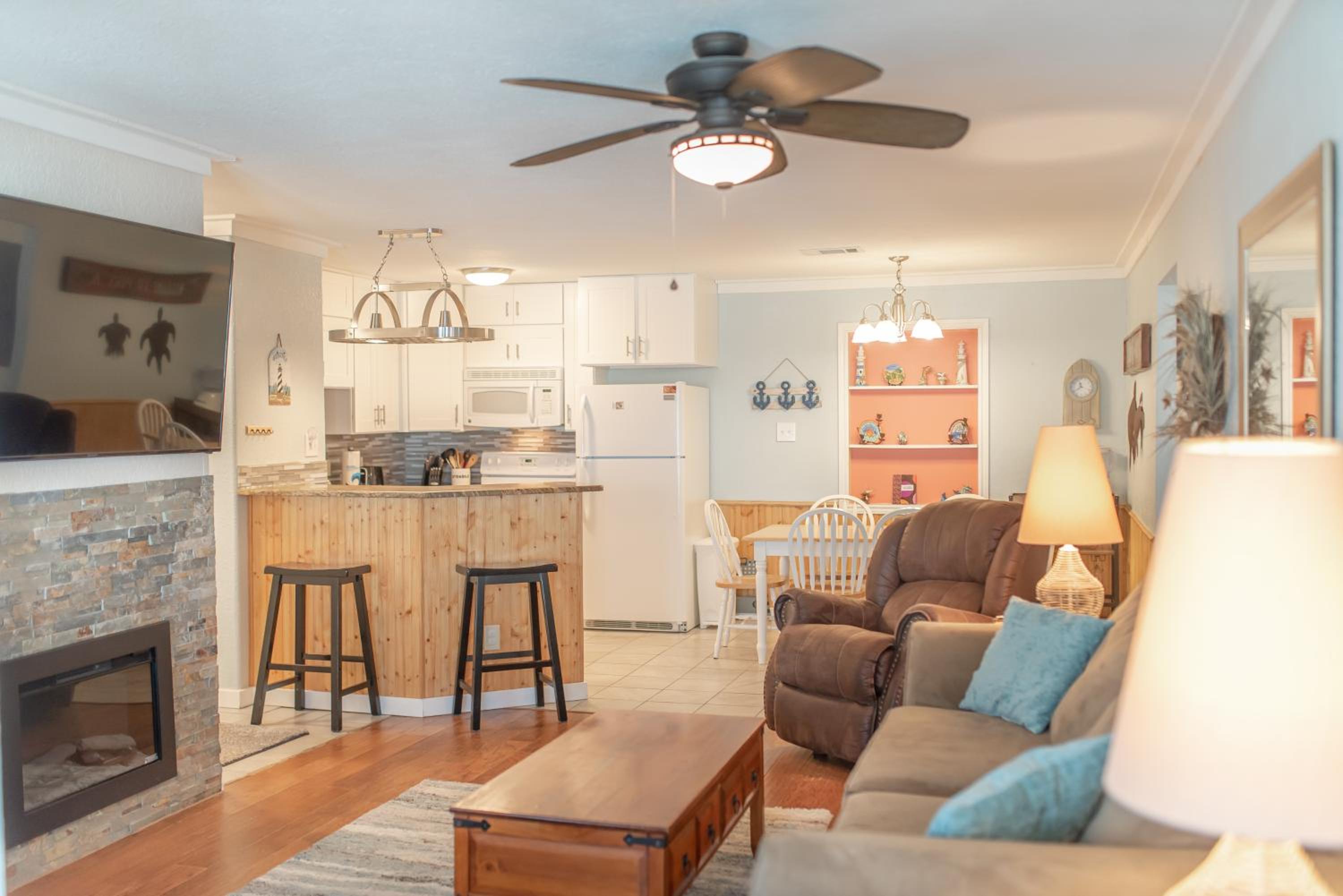 Apartment photo 1