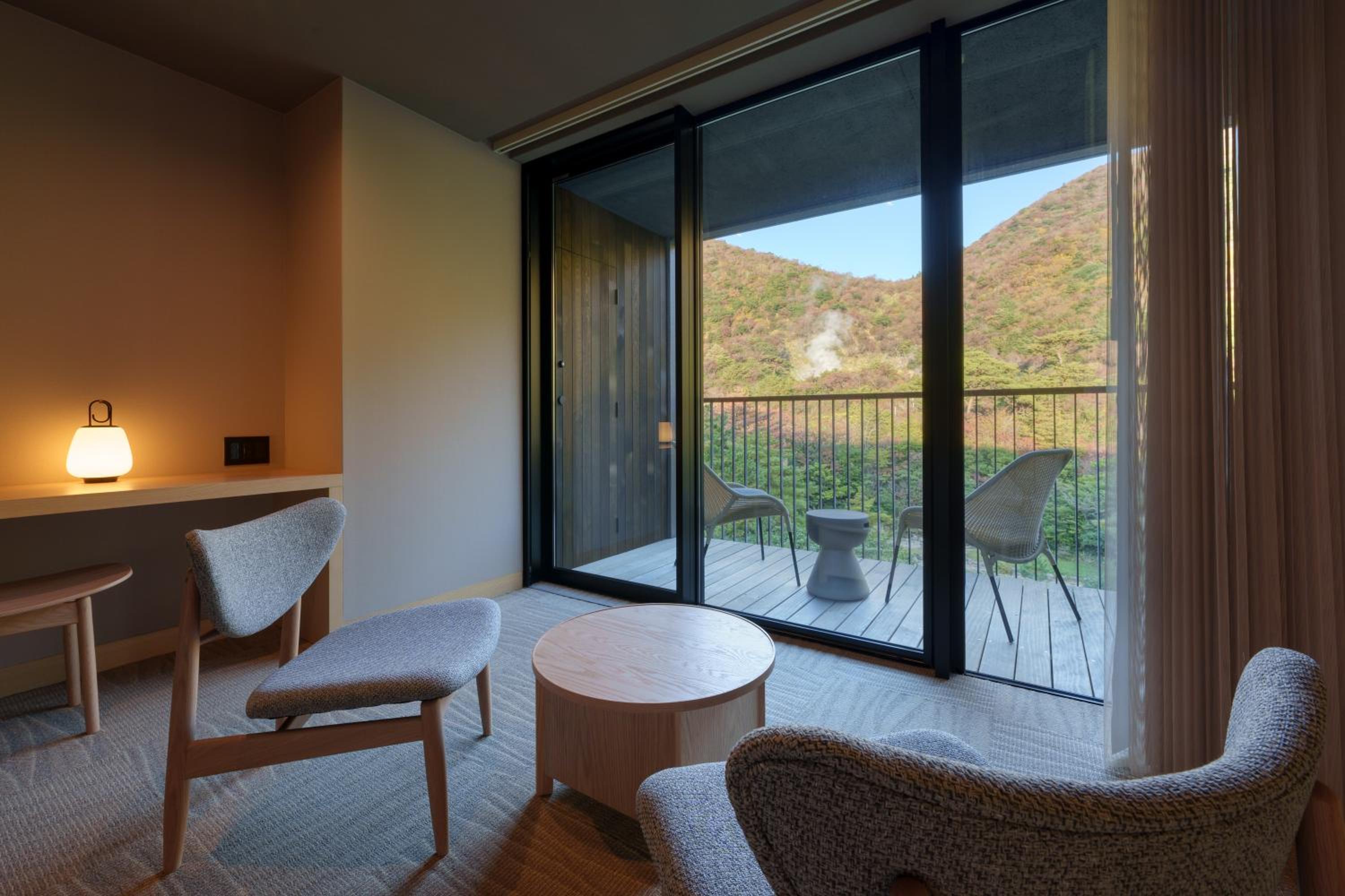 Twin Room with Mountain View - Photo 6
