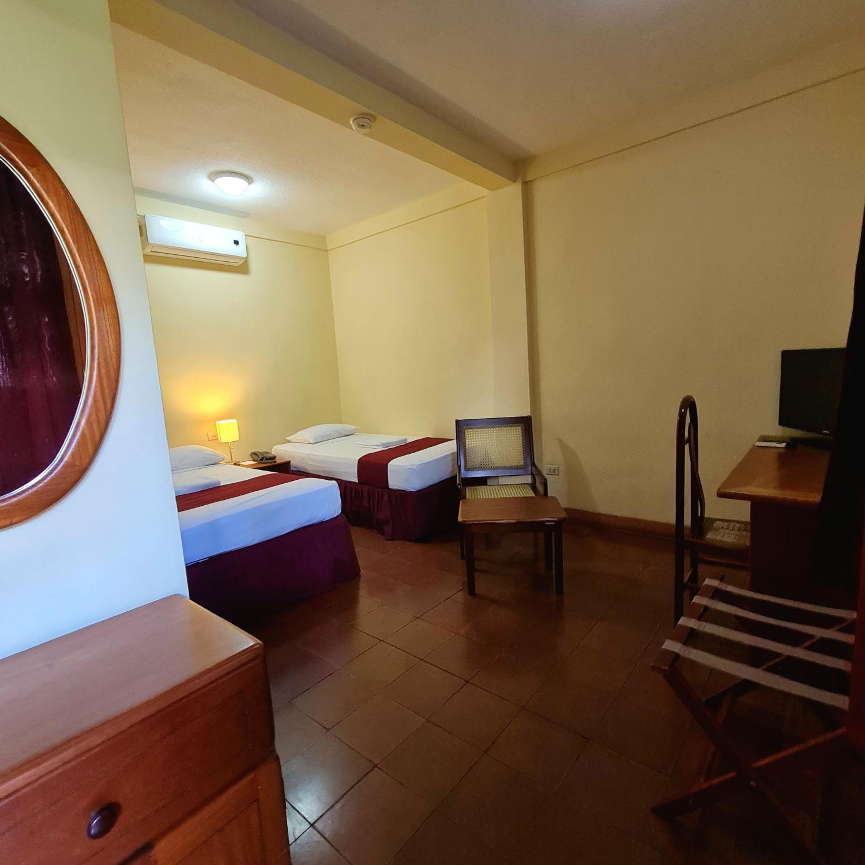 Standard Double or Twin Room photo 1