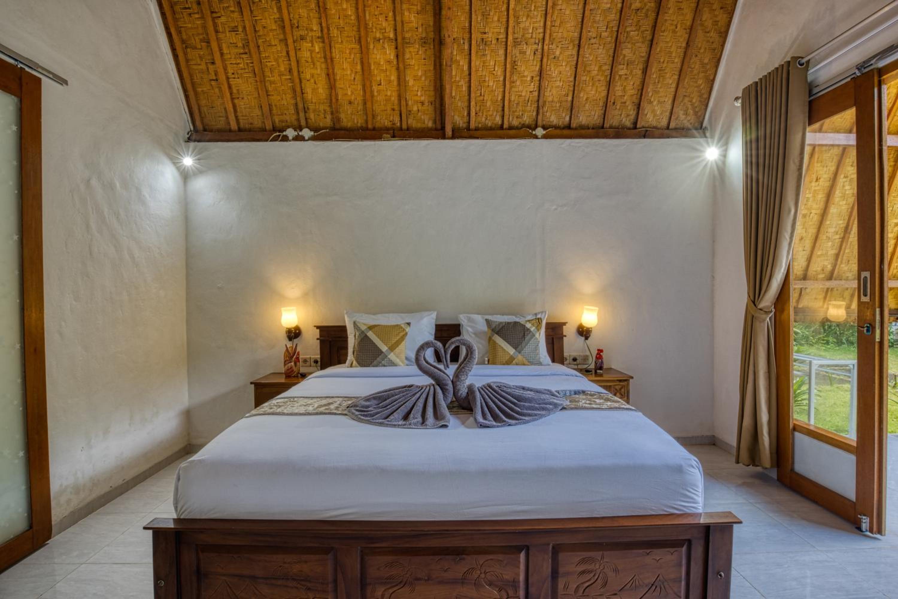 Double Room with Garden View - Photo 9