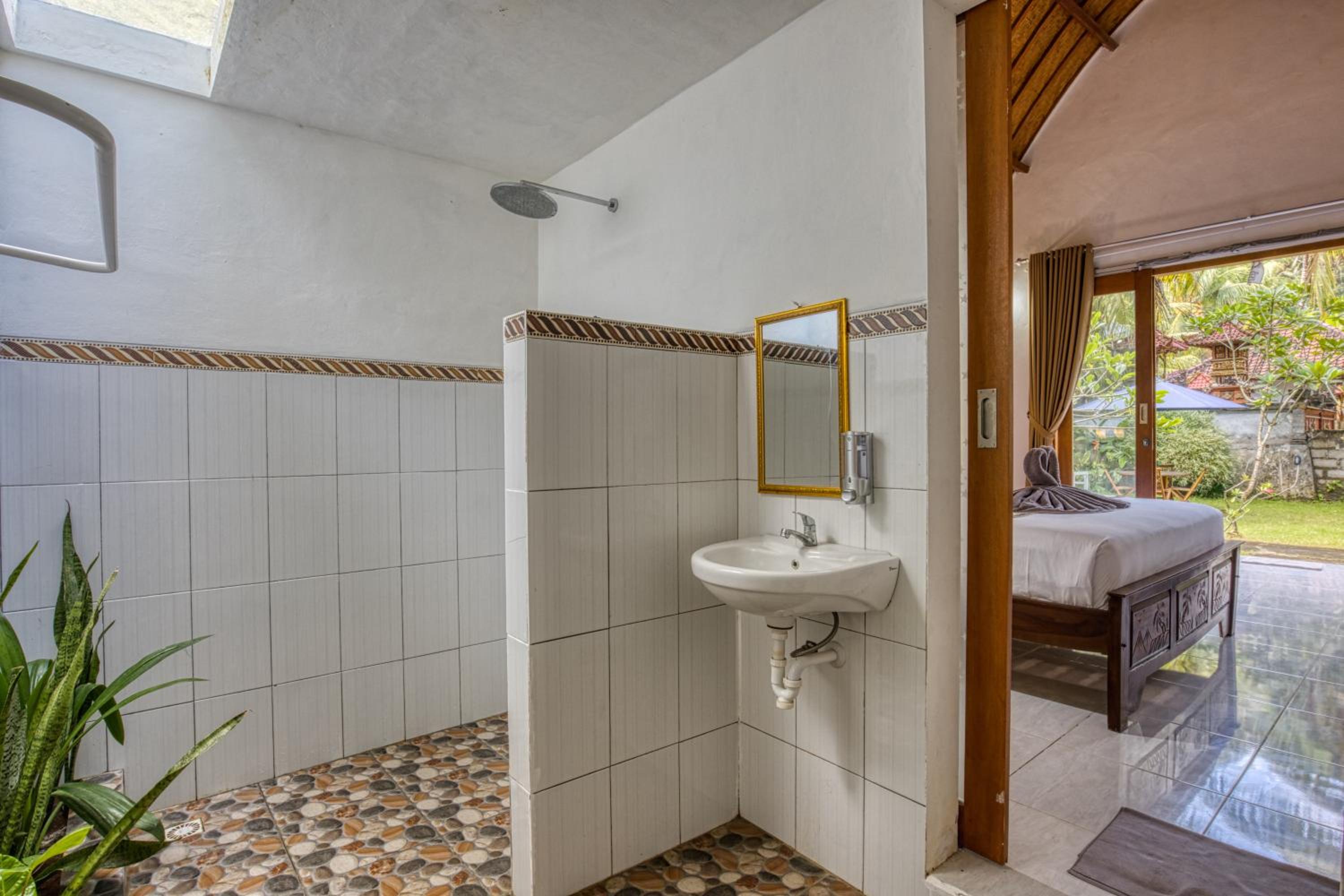 Double Room with Garden View - Photo 5
