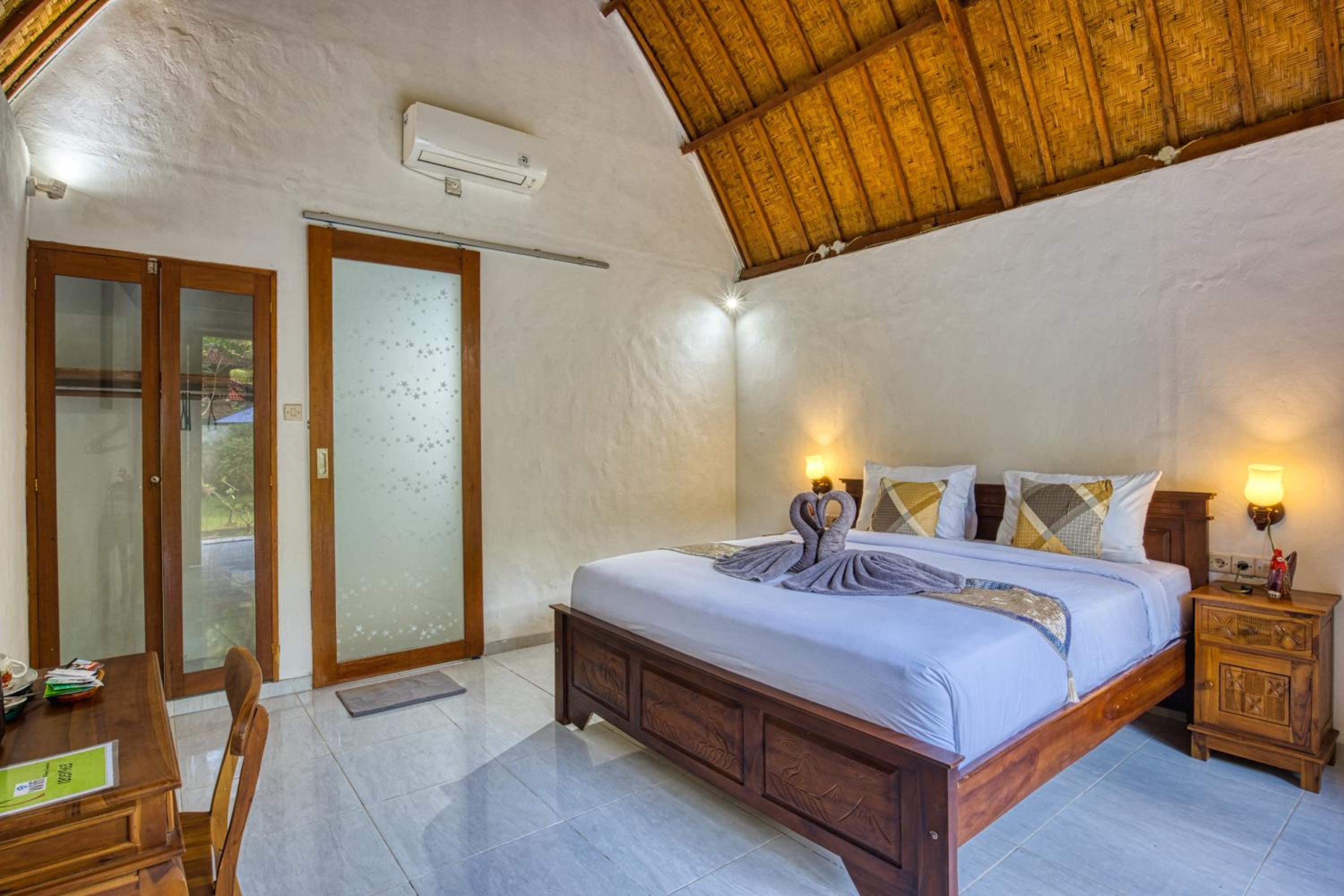 Double Room with Garden View - Photo 13