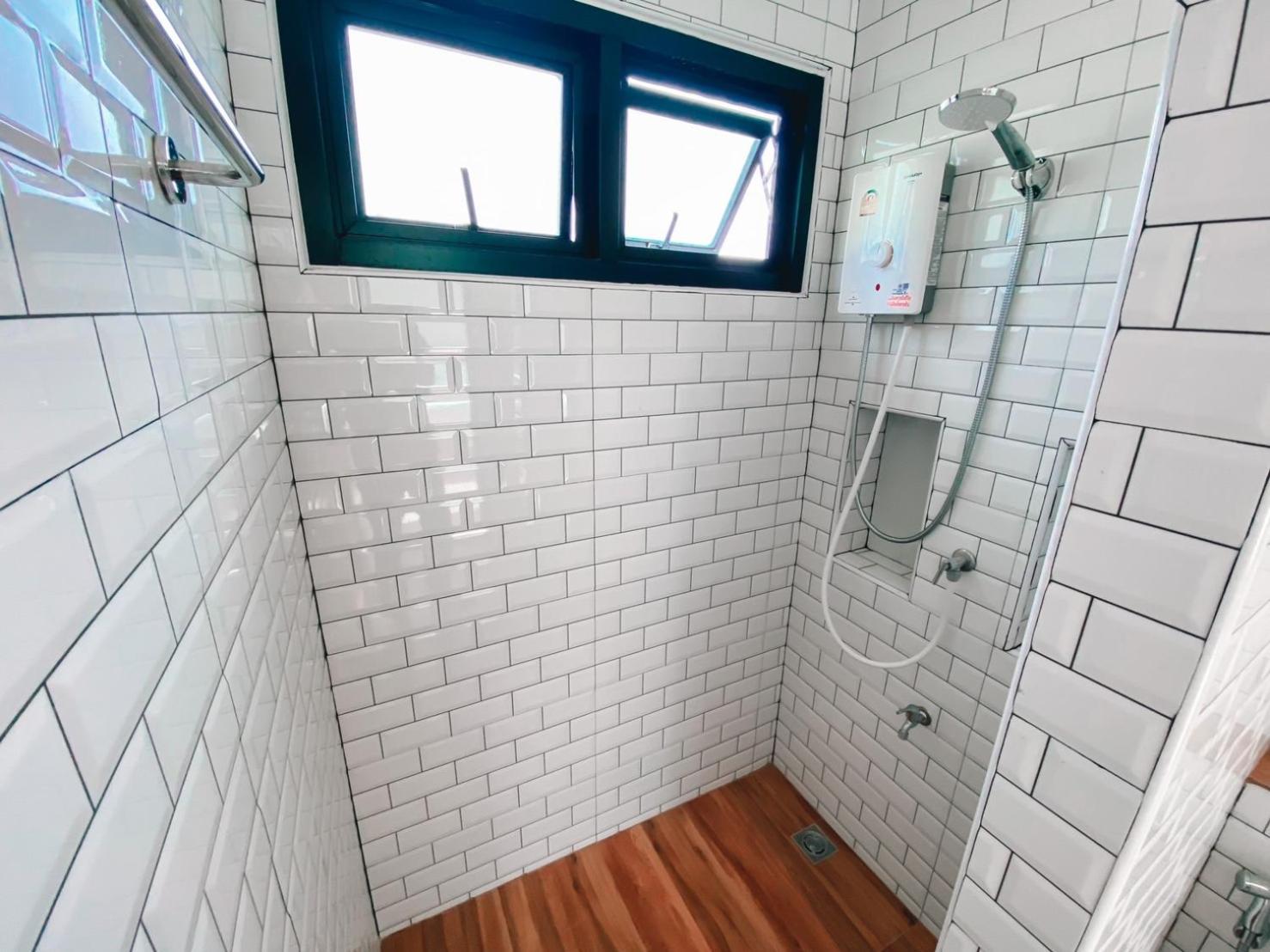 Superior Twin Room - Photo 8