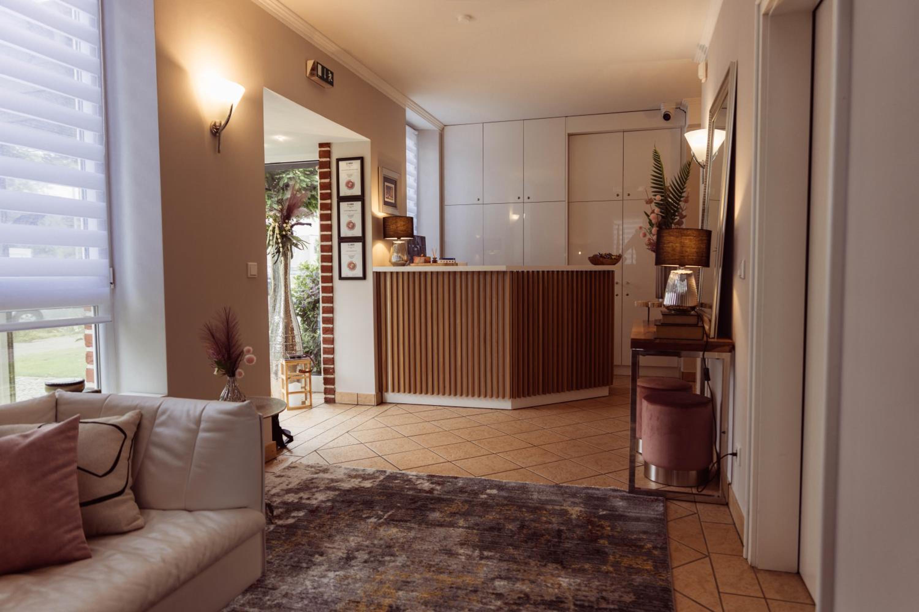 Double Room - Photo 5