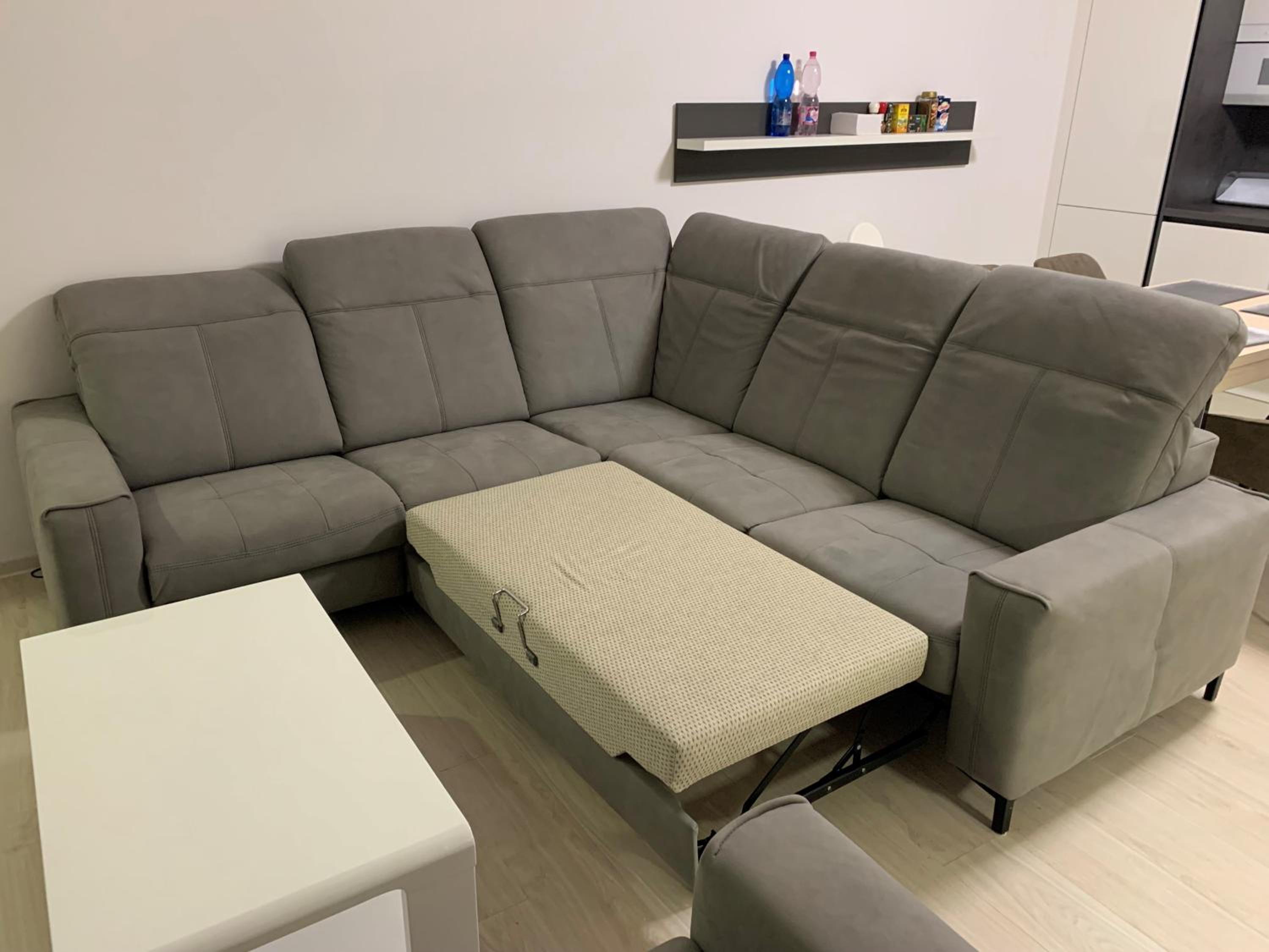 One-Bedroom Apartment - Photo 8