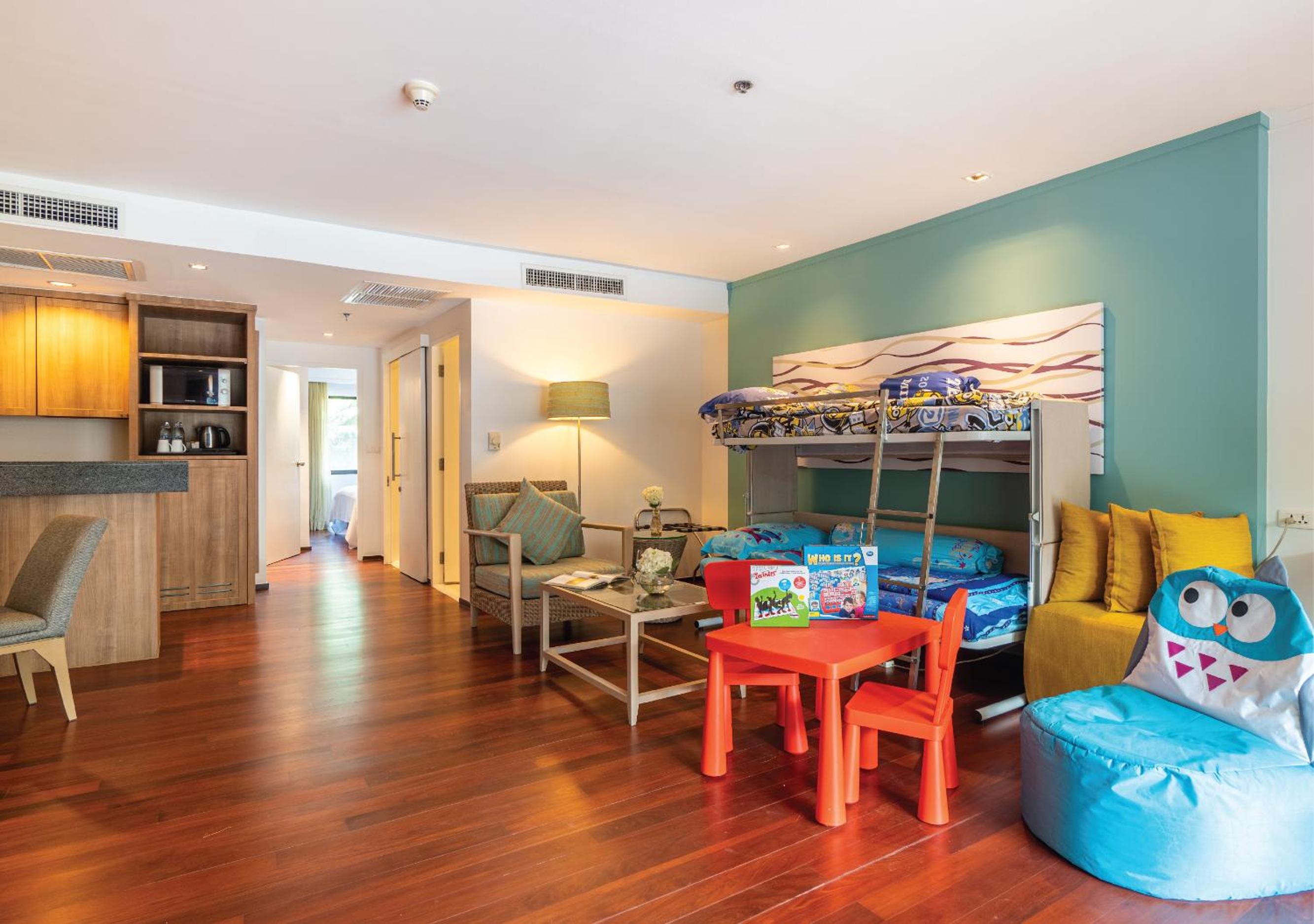 Two-Bedroom Family Suite - Photo 4