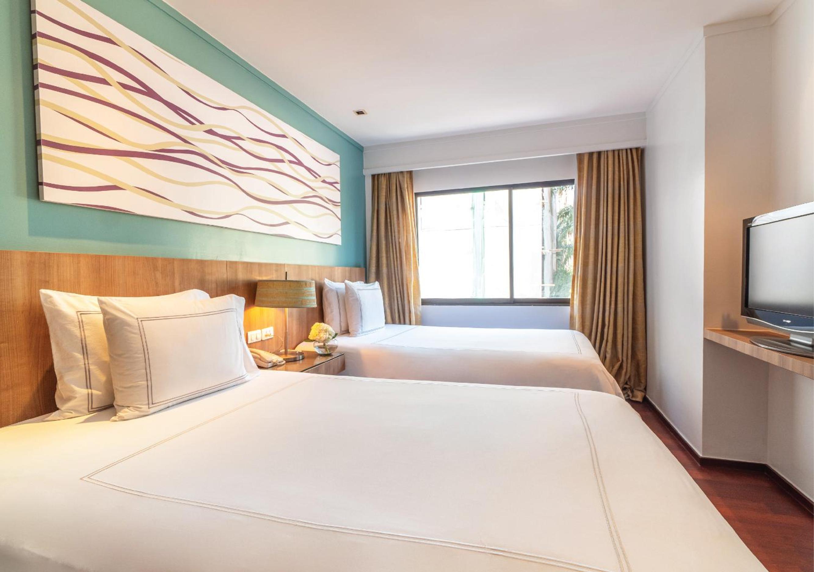 Two-Bedroom Family Suite - Photo 6
