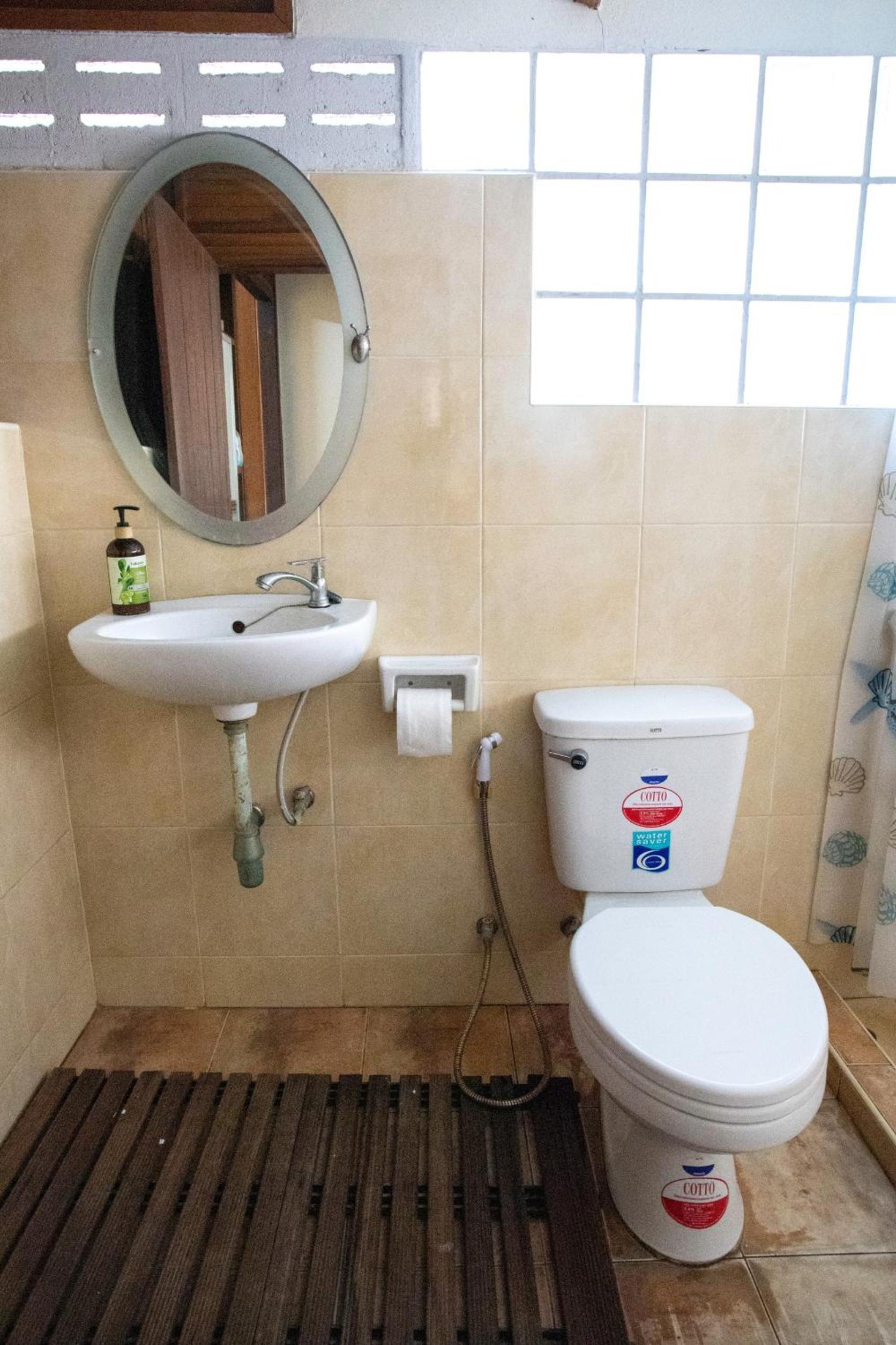 Two-Bedroom House - Photo 7