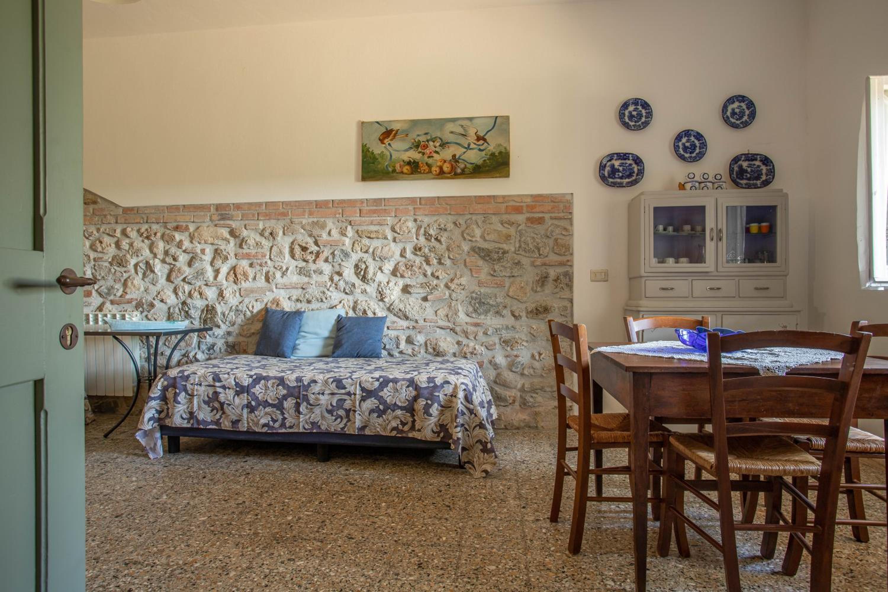 One-Bedroom Apartment with Garden View