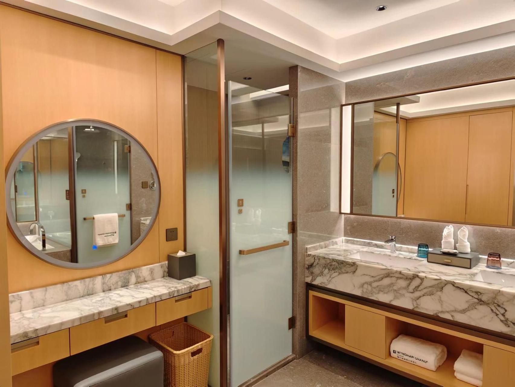 Executive Double Room with Garden View - Photo 2